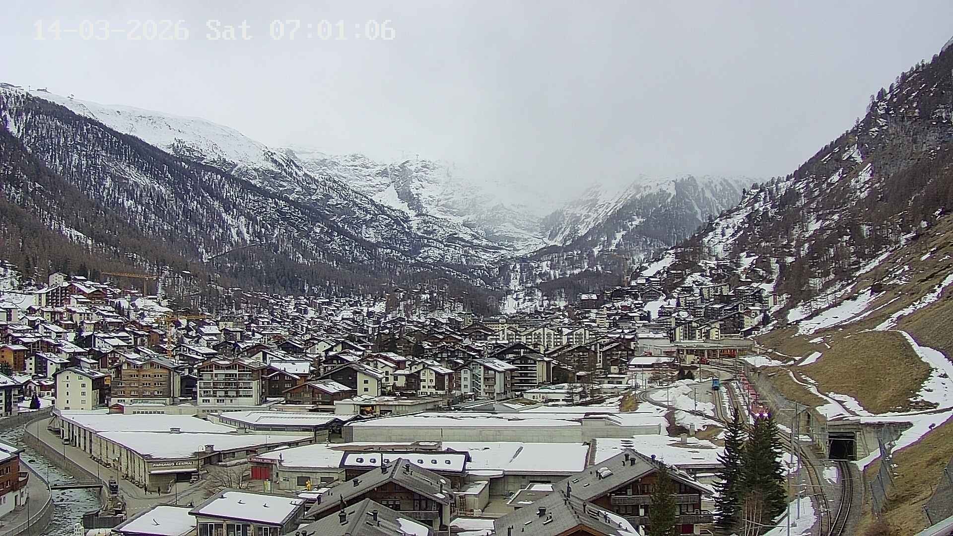 Archiv Foto Webcam Zermatt: Blick auf das Dorf
