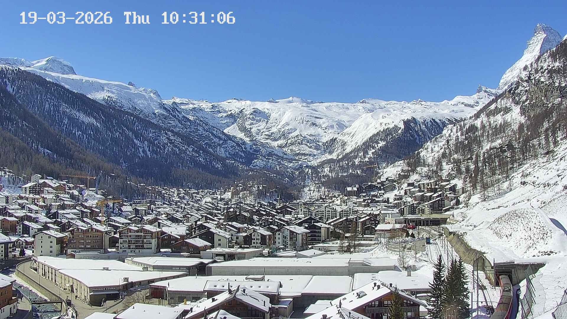 Archiv Foto Webcam Zermatt: Blick auf das Dorf