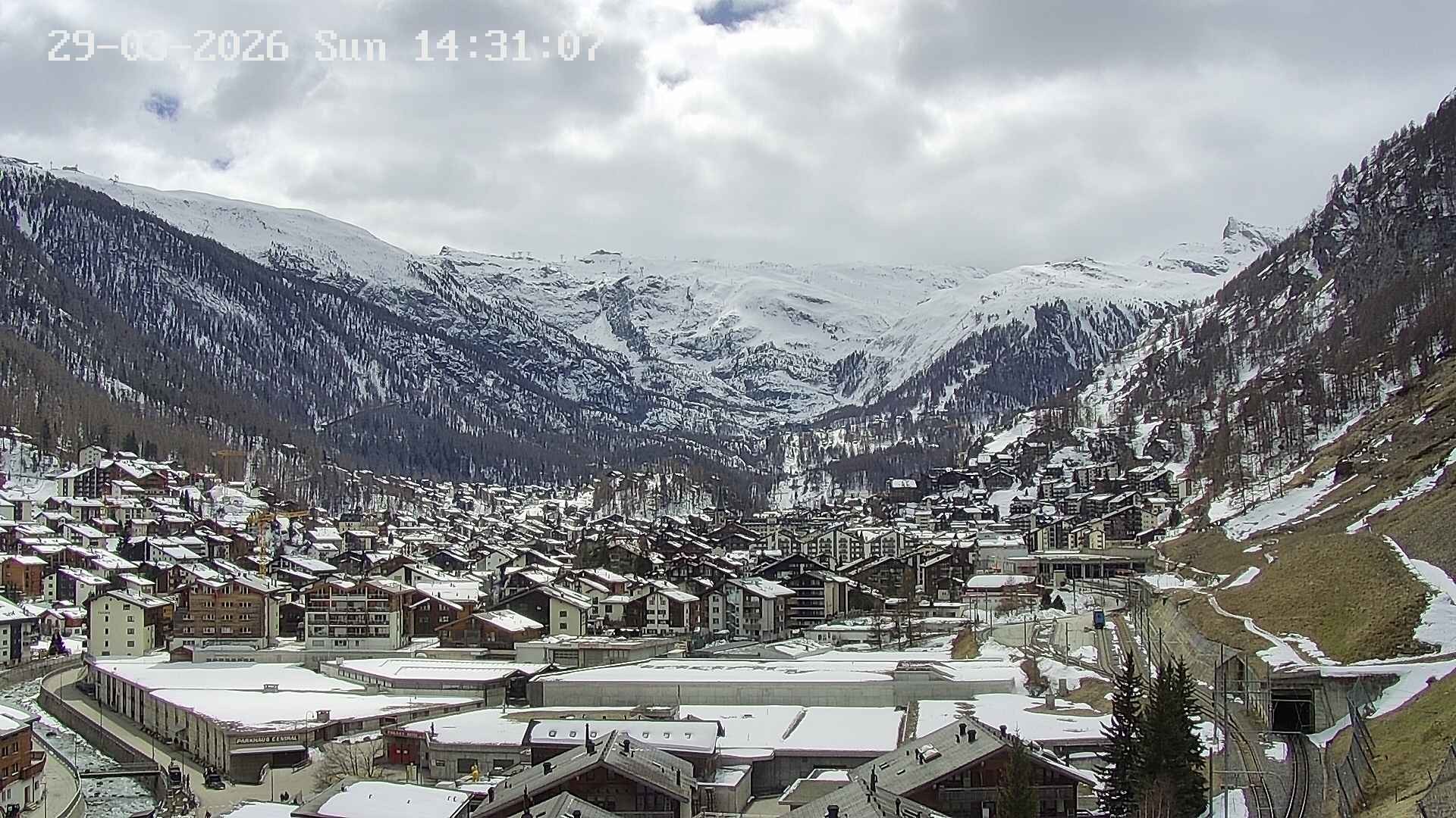 Archiv Foto Webcam Zermatt: Blick auf das Dorf