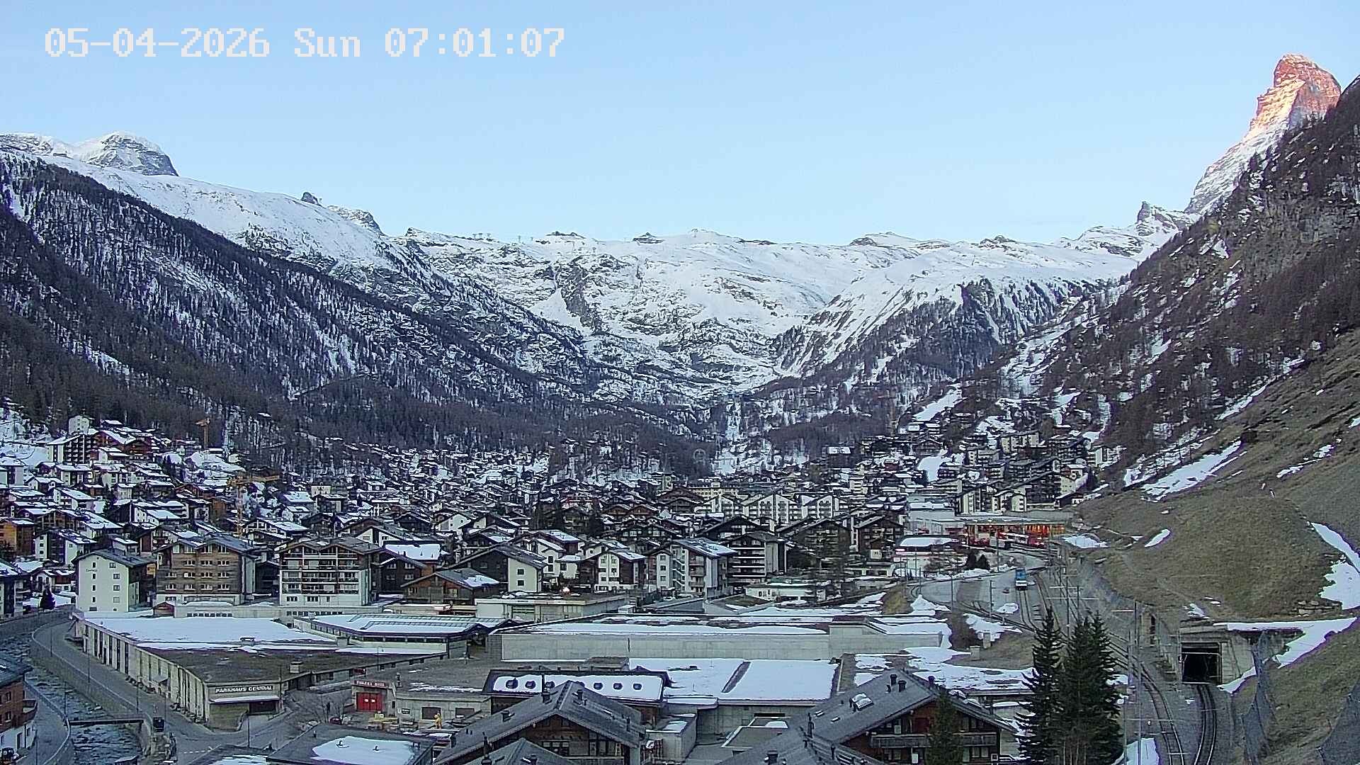 Archiv Foto Webcam Zermatt: Blick auf das Dorf