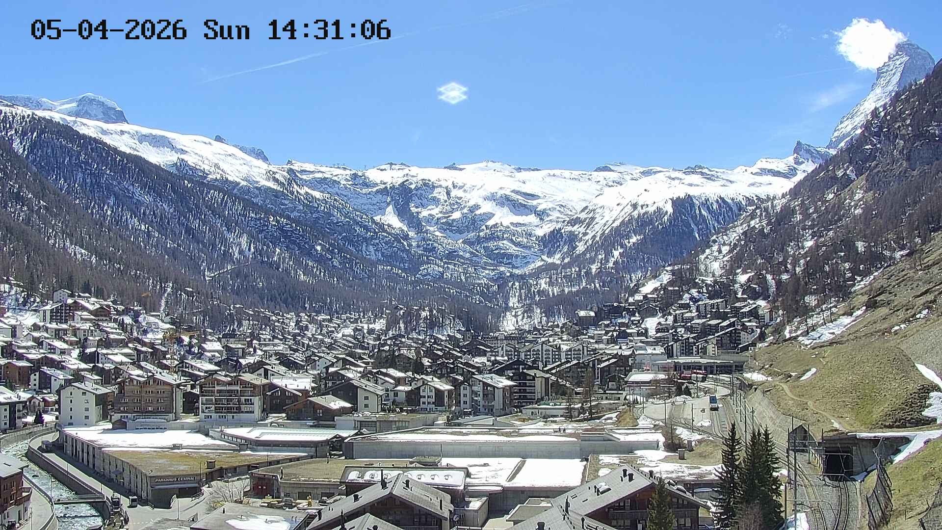 Archiv Foto Webcam Zermatt: Blick auf das Dorf
