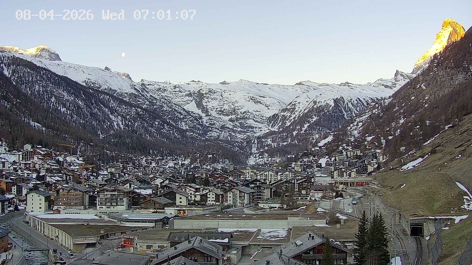 Archiv Foto Webcam Zermatt: Blick auf das Dorf
