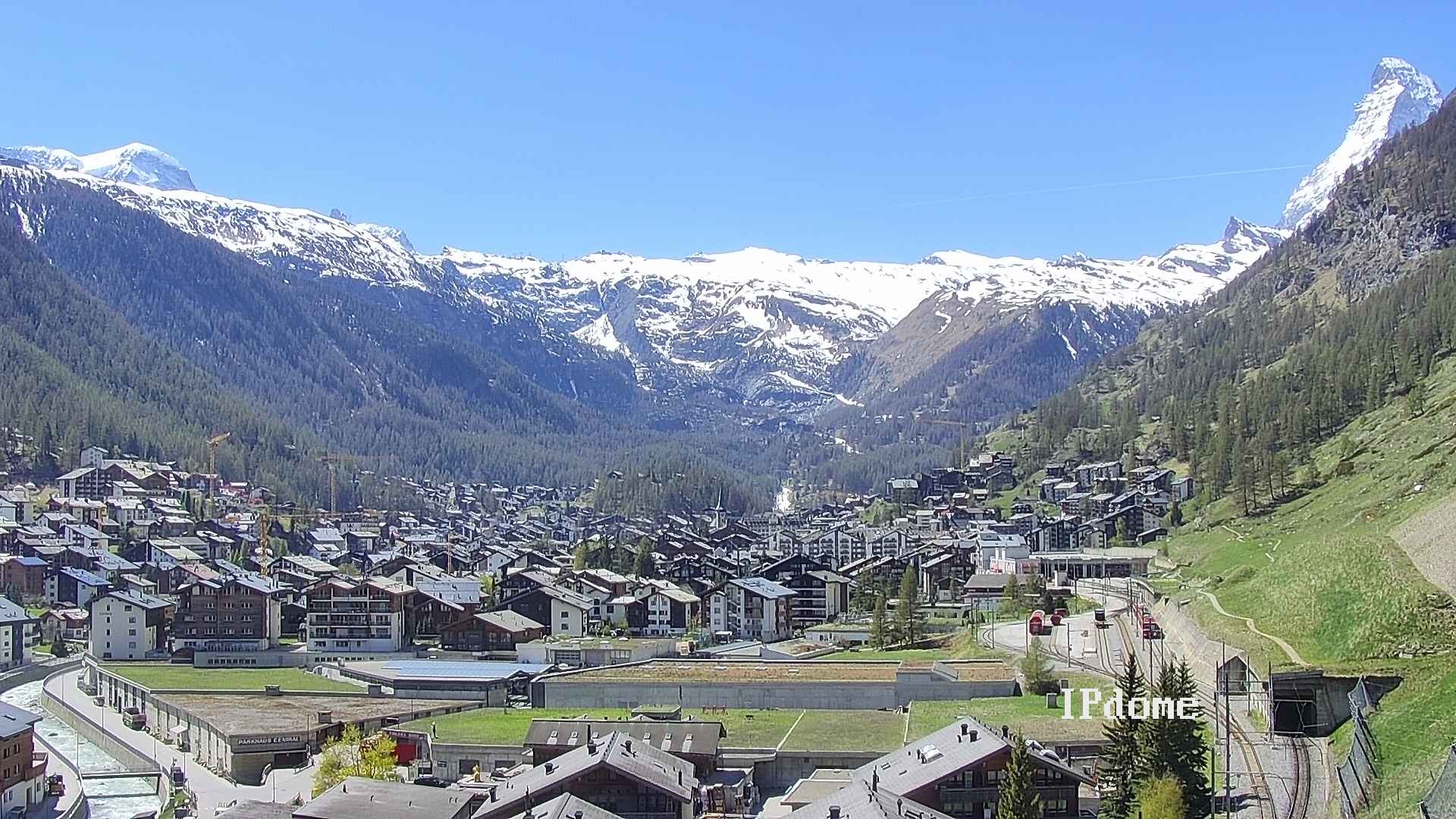 Archiv Foto Webcam Zermatt: Blick auf das Dorf