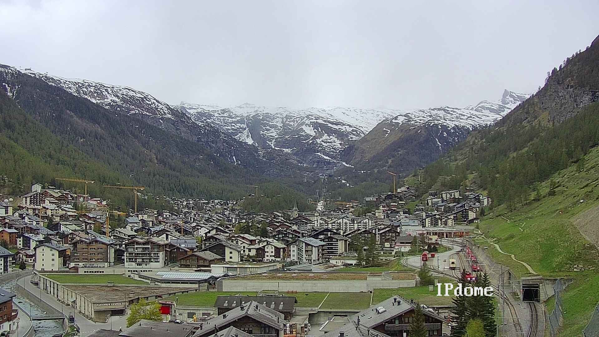 Archiv Foto Webcam Zermatt: Blick auf das Dorf