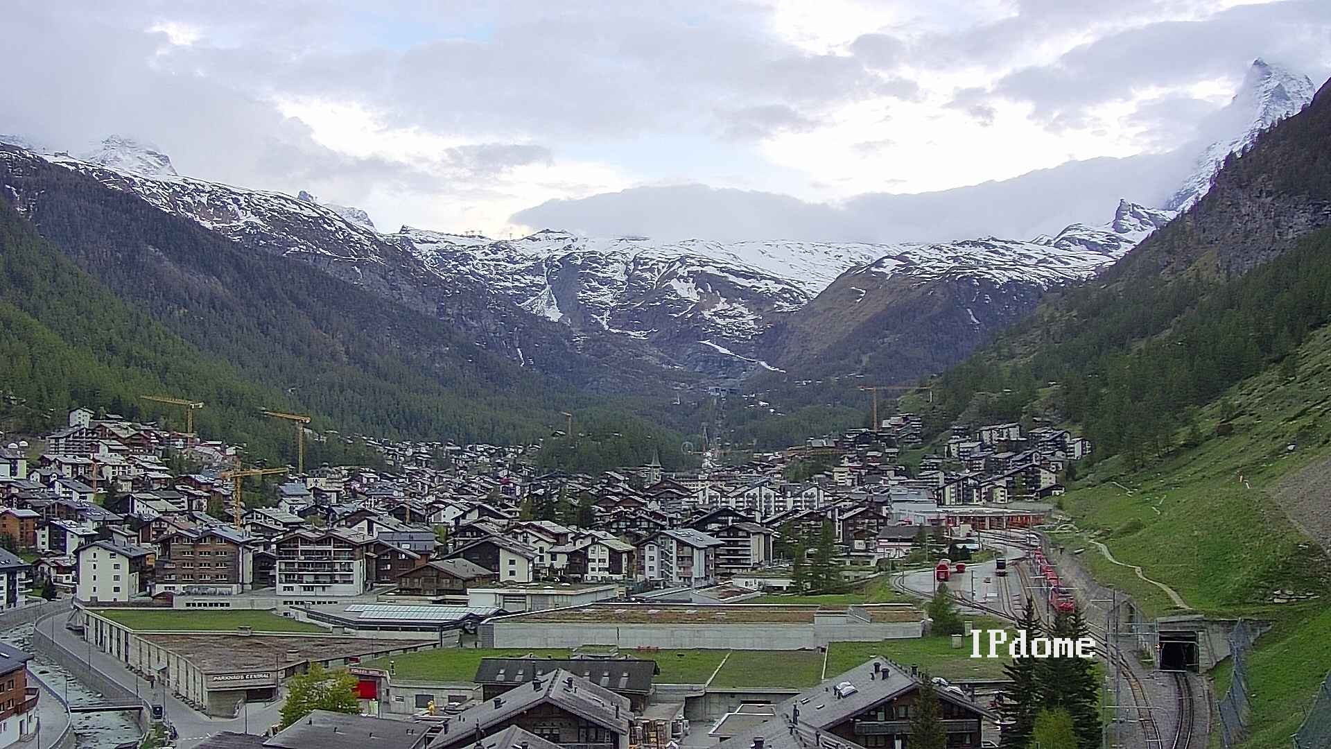 Archiv Foto Webcam Zermatt: Blick auf das Dorf