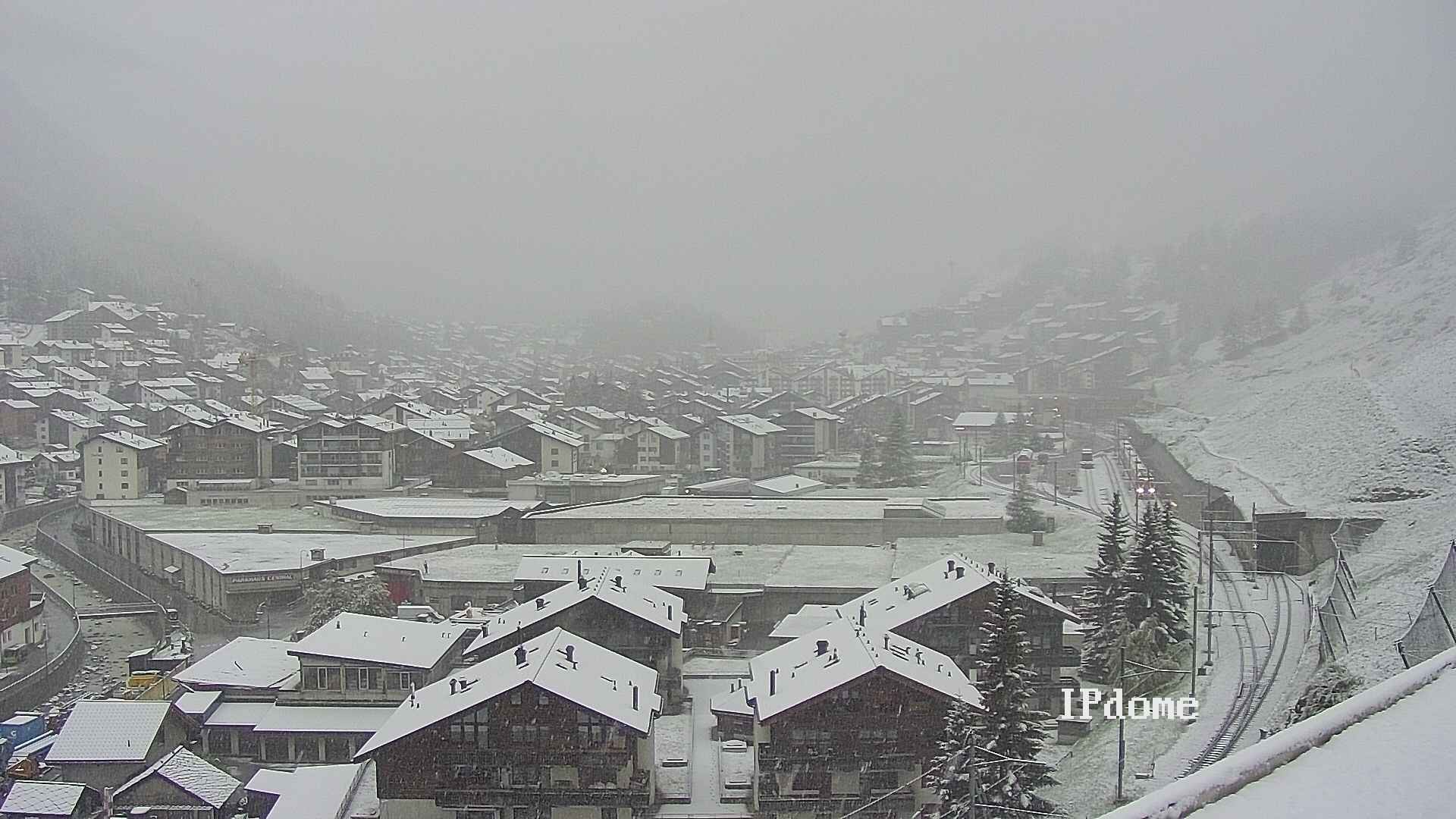 Archiv Foto Webcam Zermatt: Blick auf das Dorf