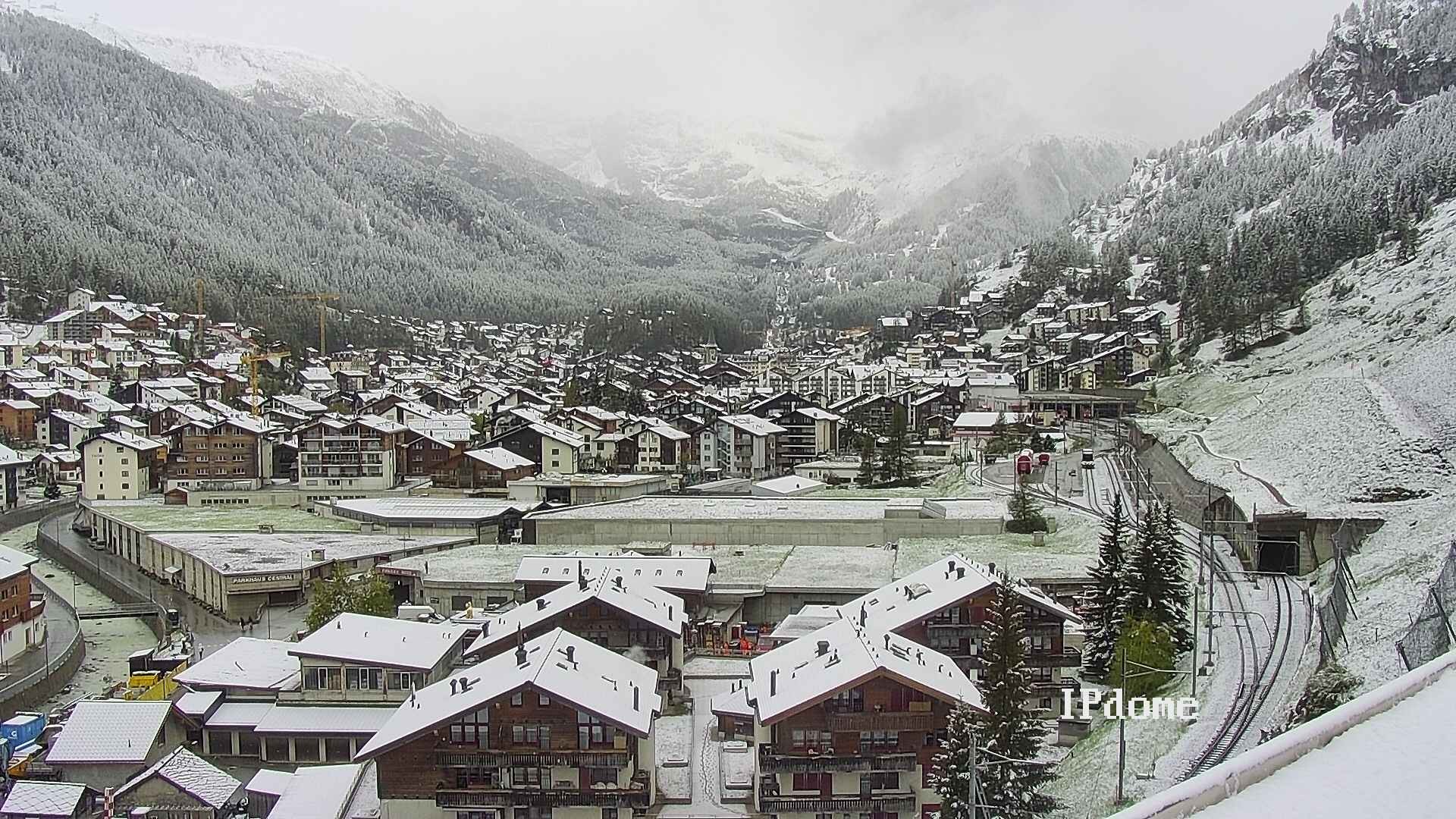 Archiv Foto Webcam Zermatt: Blick auf das Dorf