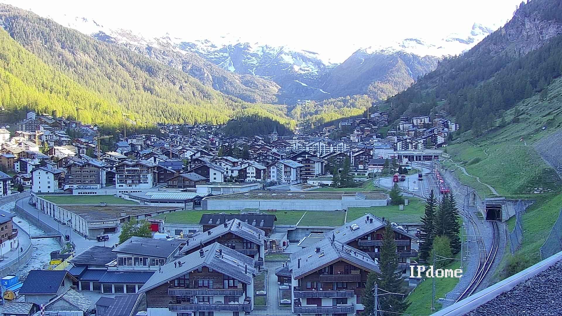 Archiv Foto Webcam Zermatt: Blick auf das Dorf