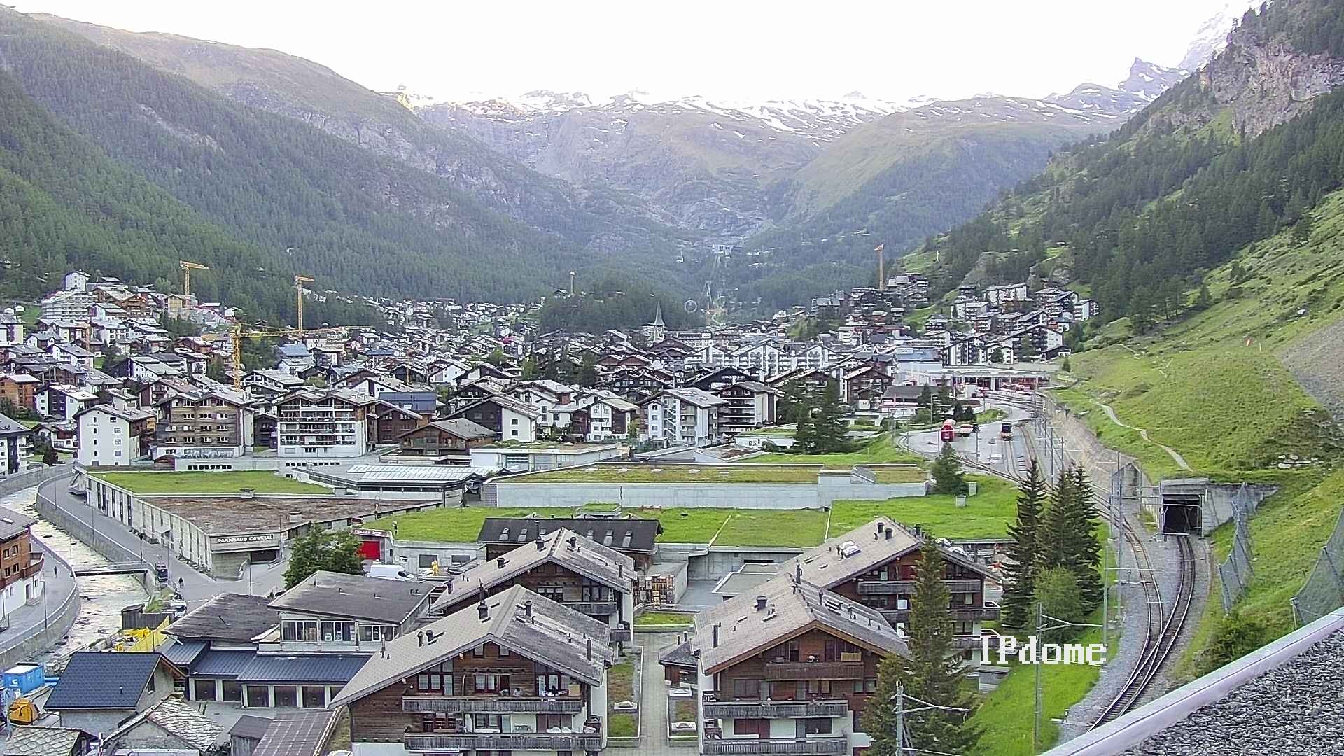 Archiv Foto Webcam Zermatt: Blick auf das Dorf