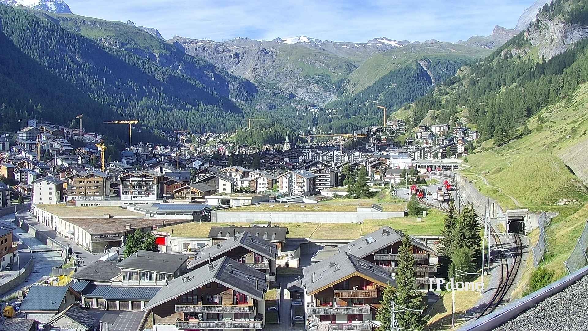 Archiv Foto Webcam Zermatt: Blick auf das Dorf