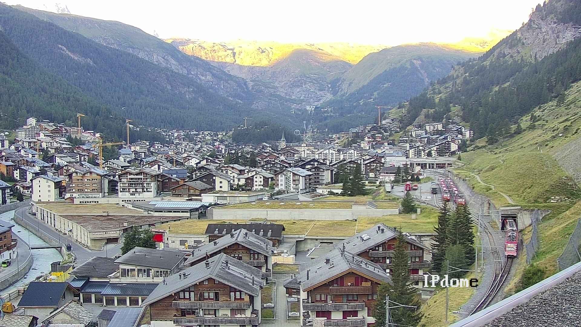 Archived image Webcam Zermatt - Spiss