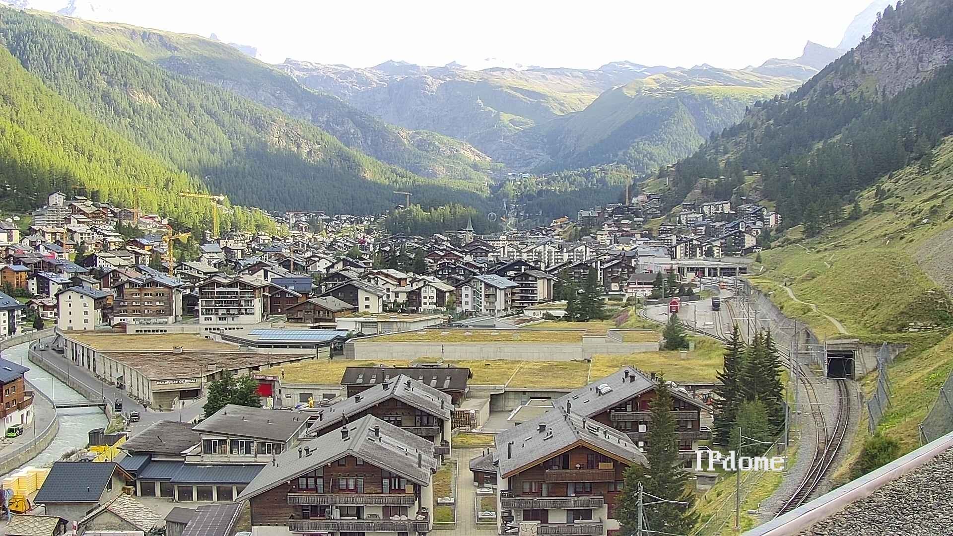 Archiv Foto Webcam Zermatt: Blick auf das Dorf