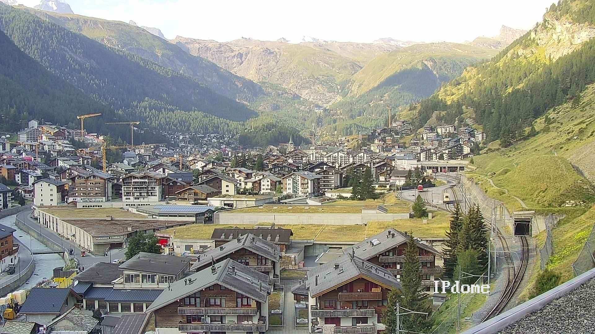 Archiv Foto Webcam Zermatt: Blick auf das Dorf