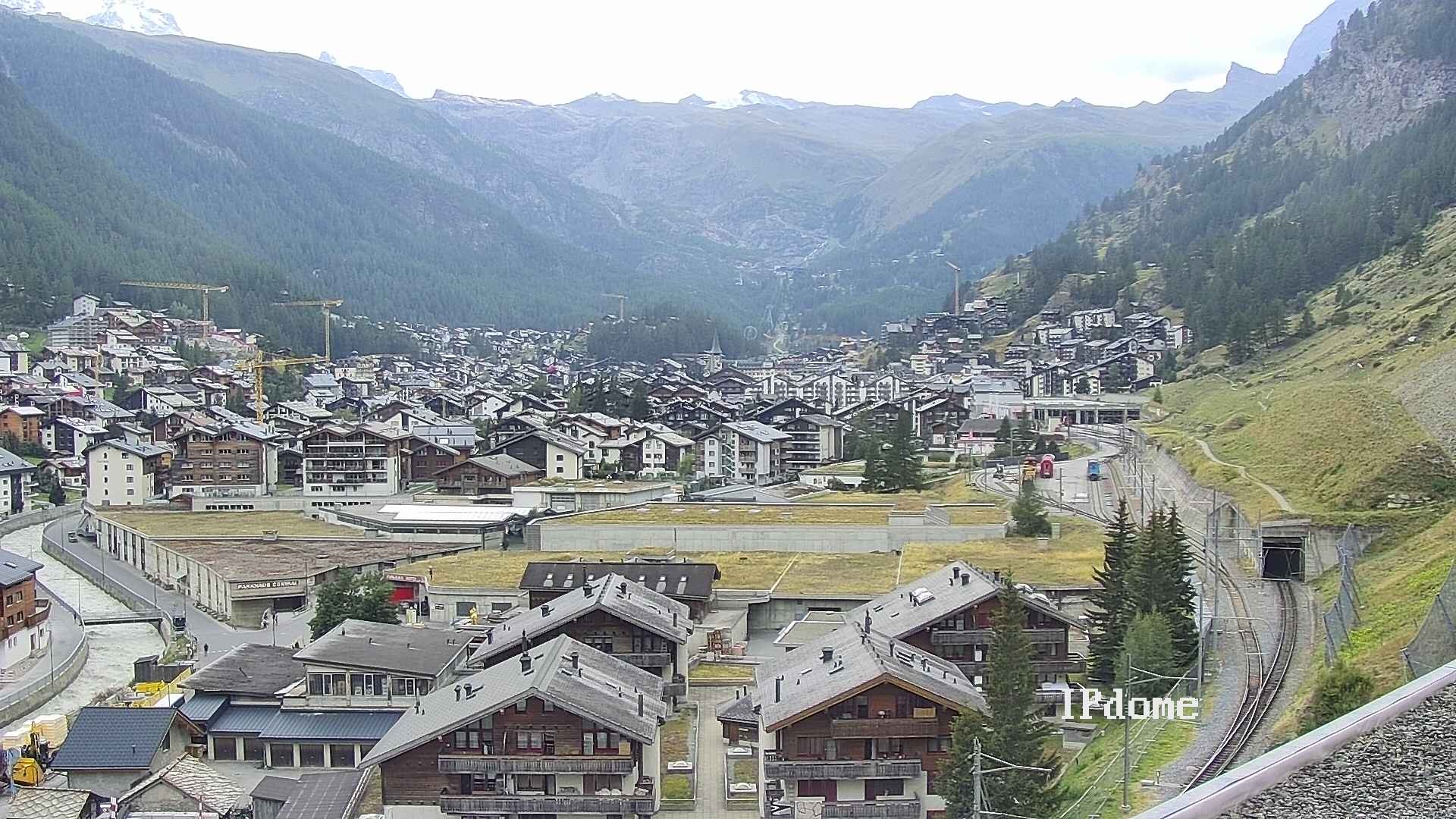 Archiv Foto Webcam Zermatt: Blick auf das Dorf