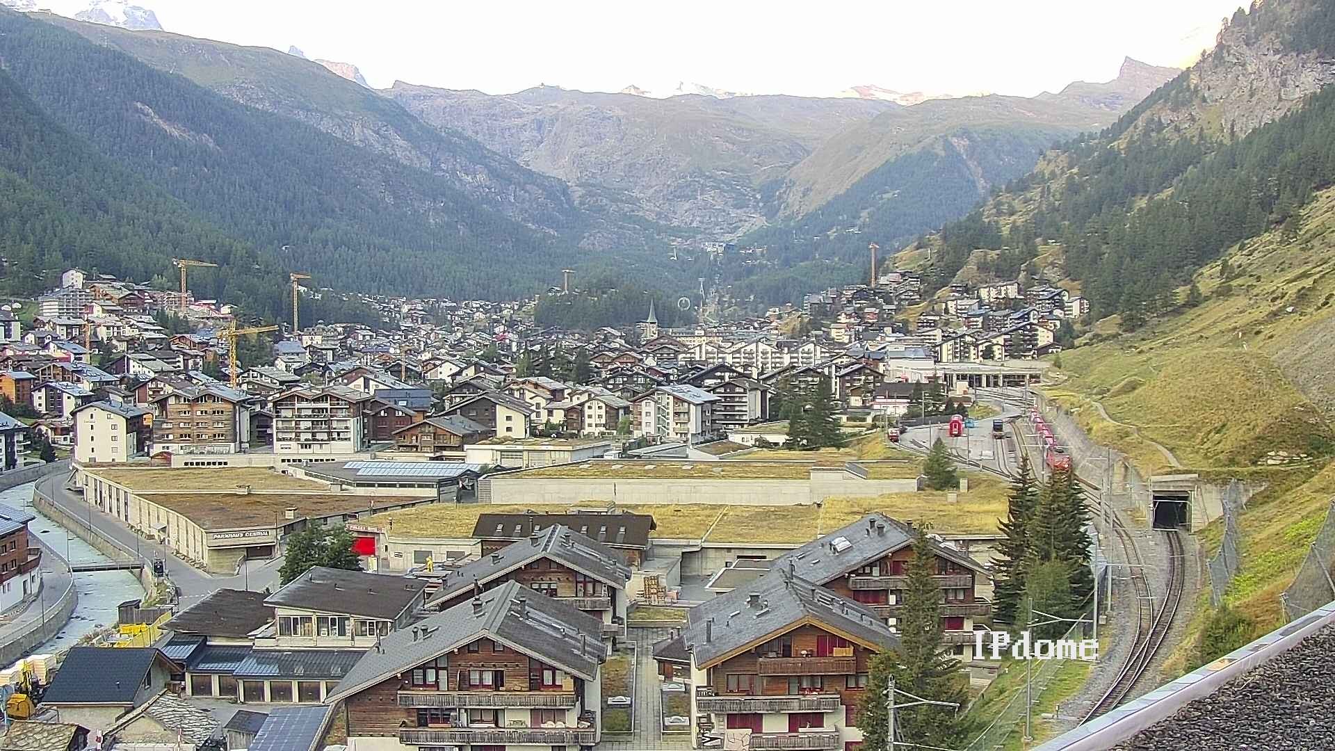Archiv Foto Webcam Zermatt: Blick auf das Dorf