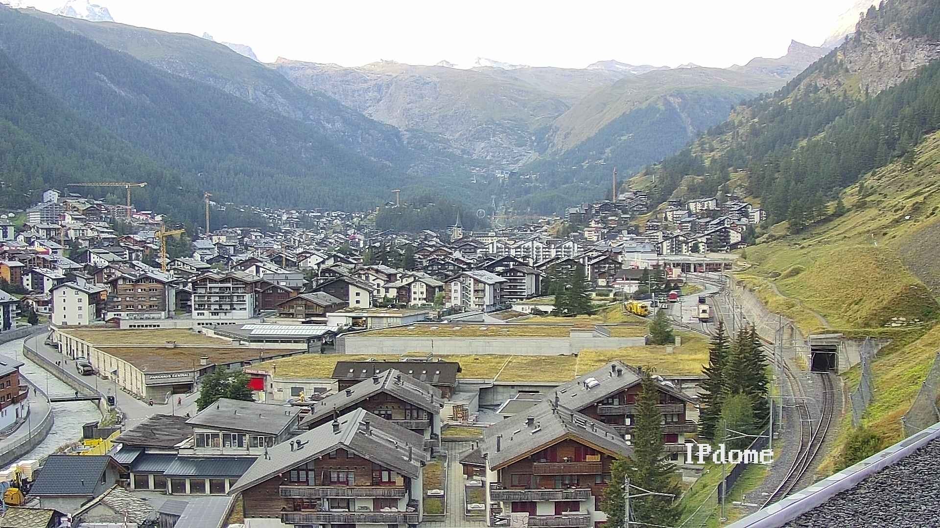 Archiv Foto Webcam Zermatt: Blick auf das Dorf