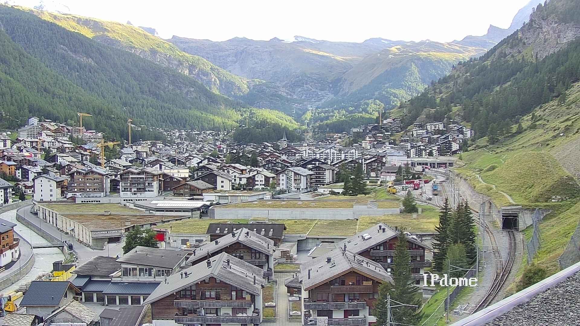 Archiv Foto Webcam Zermatt: Blick auf das Dorf