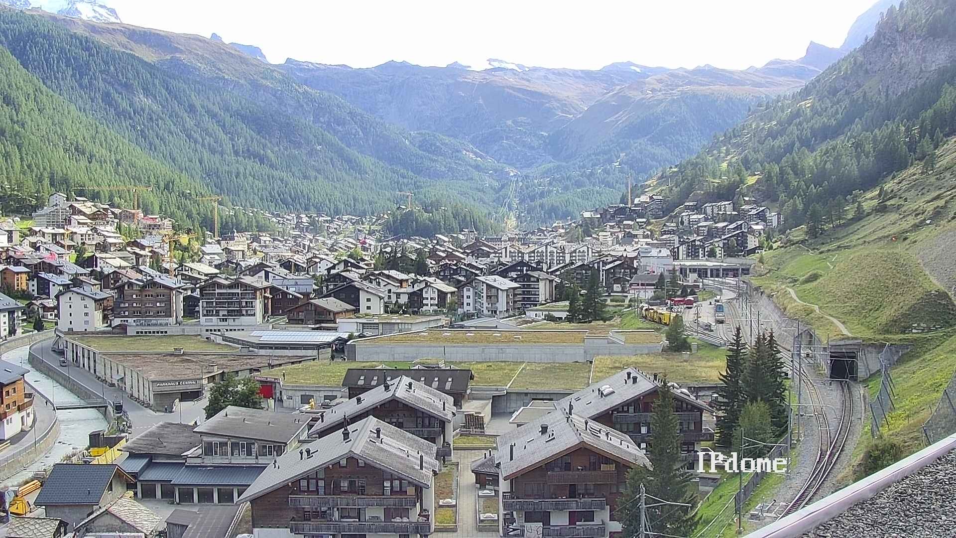 Archiv Foto Webcam Zermatt: Blick auf das Dorf