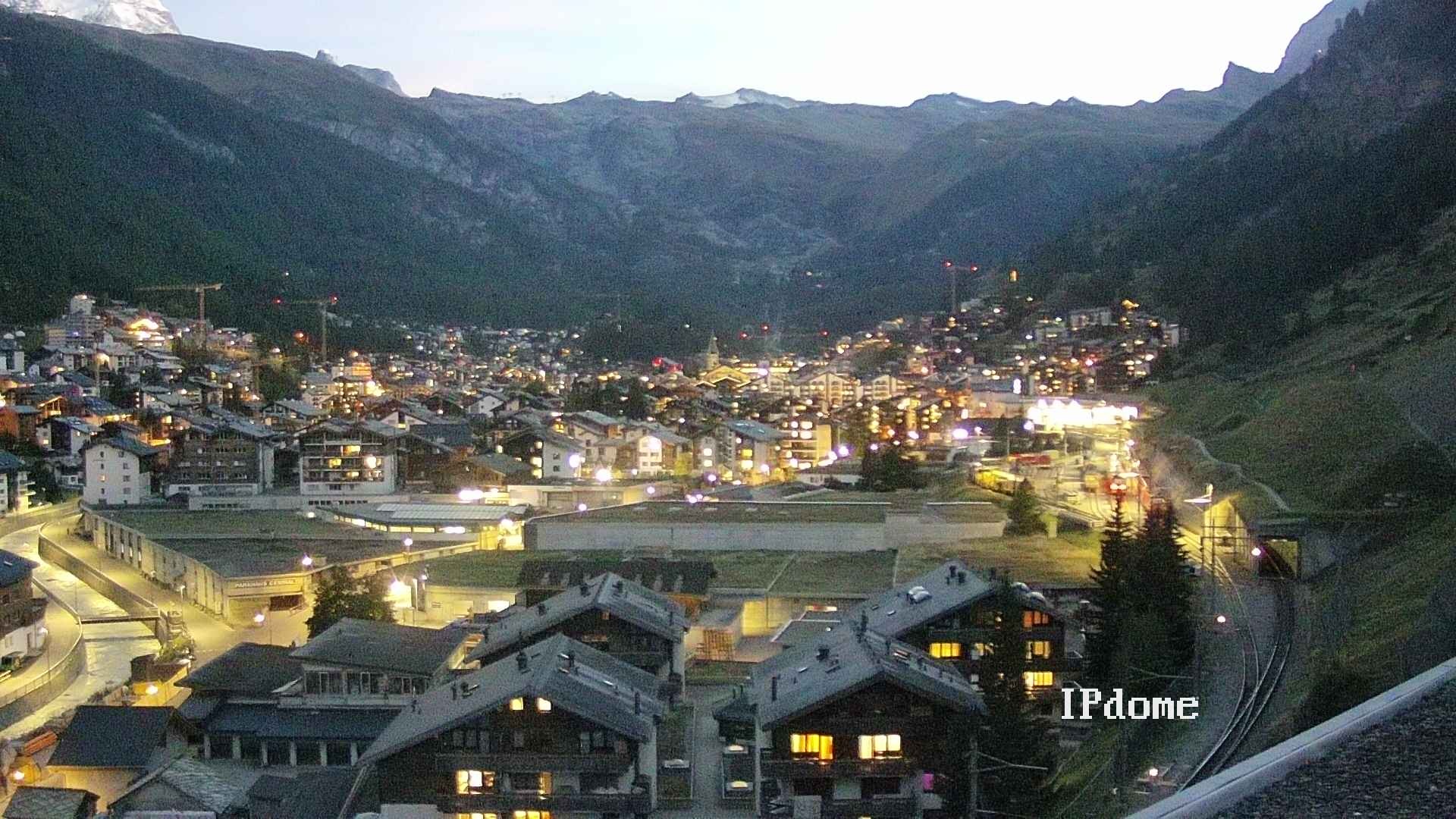 Archiv Foto Webcam Zermatt: Blick auf das Dorf