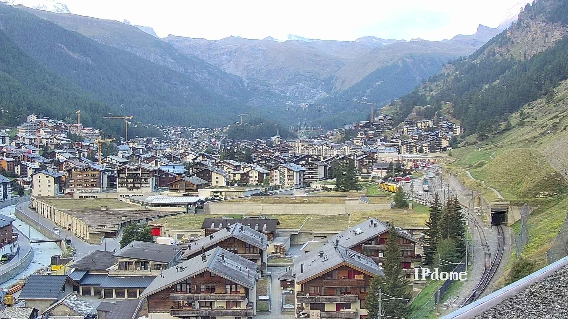 Archiv Foto Webcam Zermatt: Blick auf das Dorf