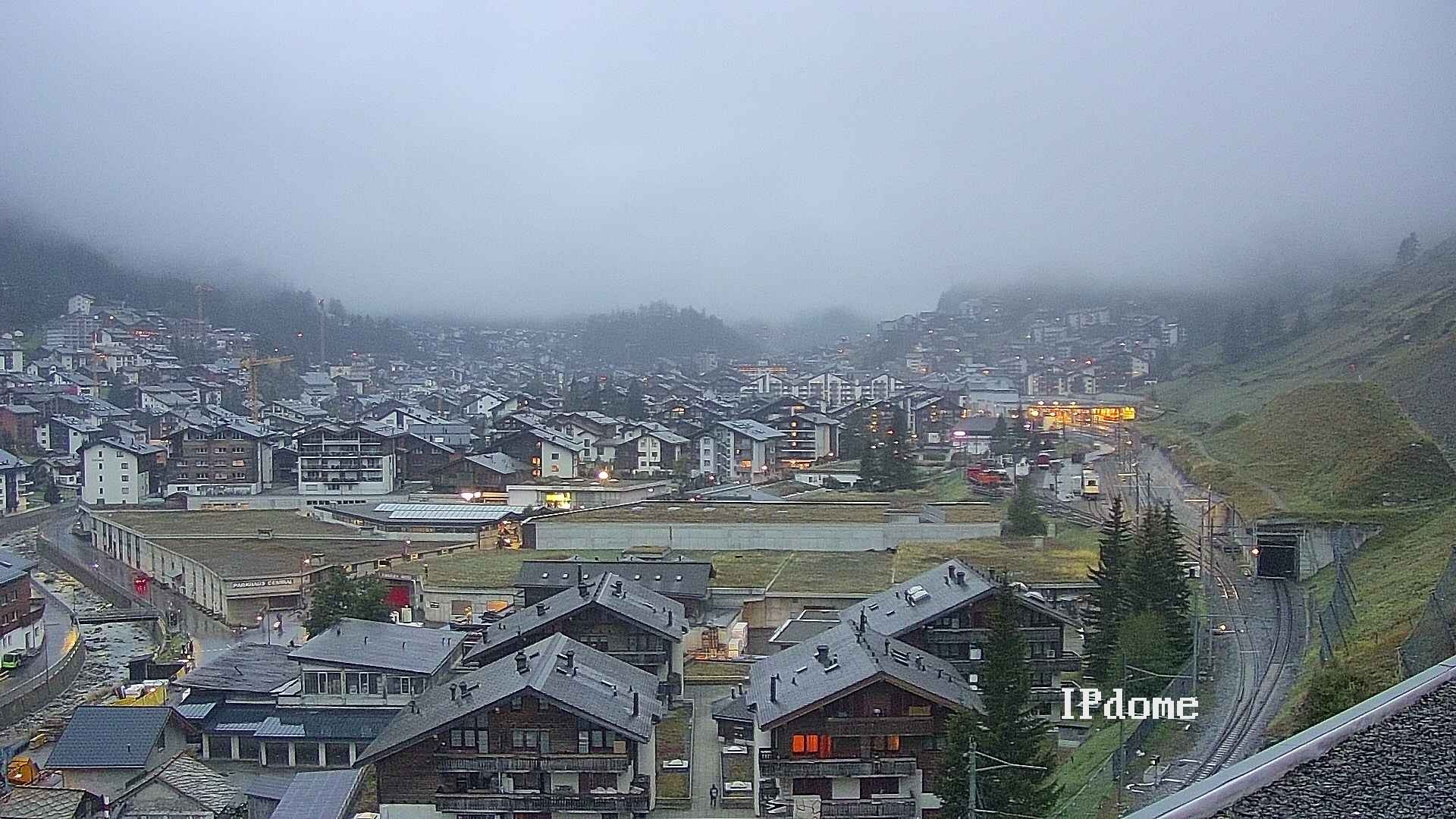 Archiv Foto Webcam Zermatt: Blick auf das Dorf