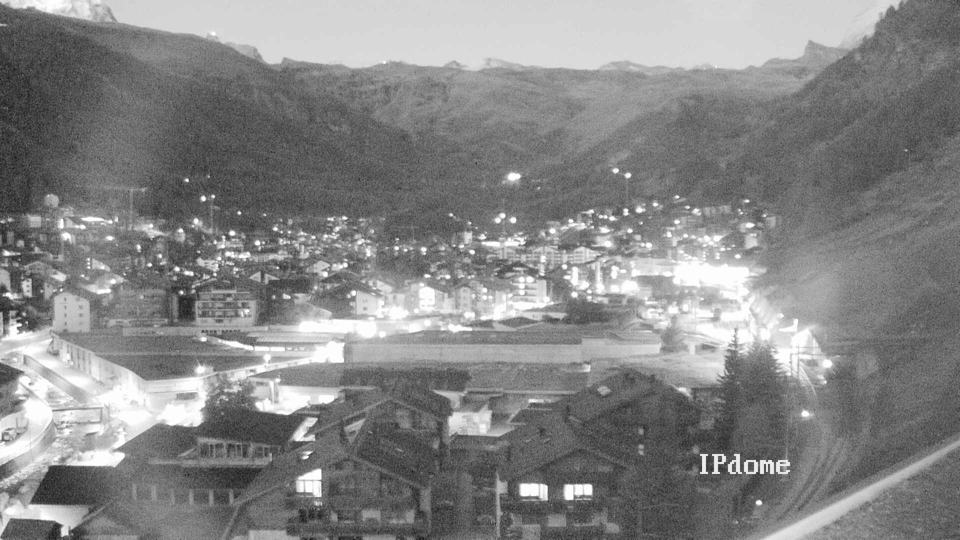 Archiv Foto Webcam Zermatt: Blick auf das Dorf