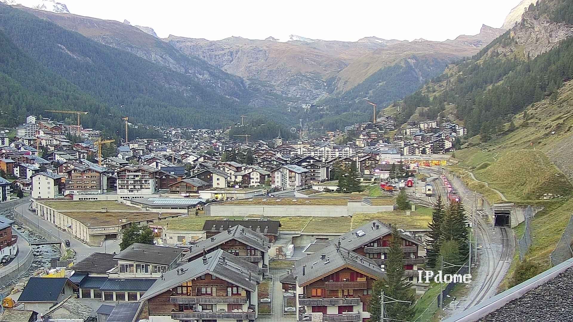 Archiv Foto Webcam Zermatt: Blick auf das Dorf