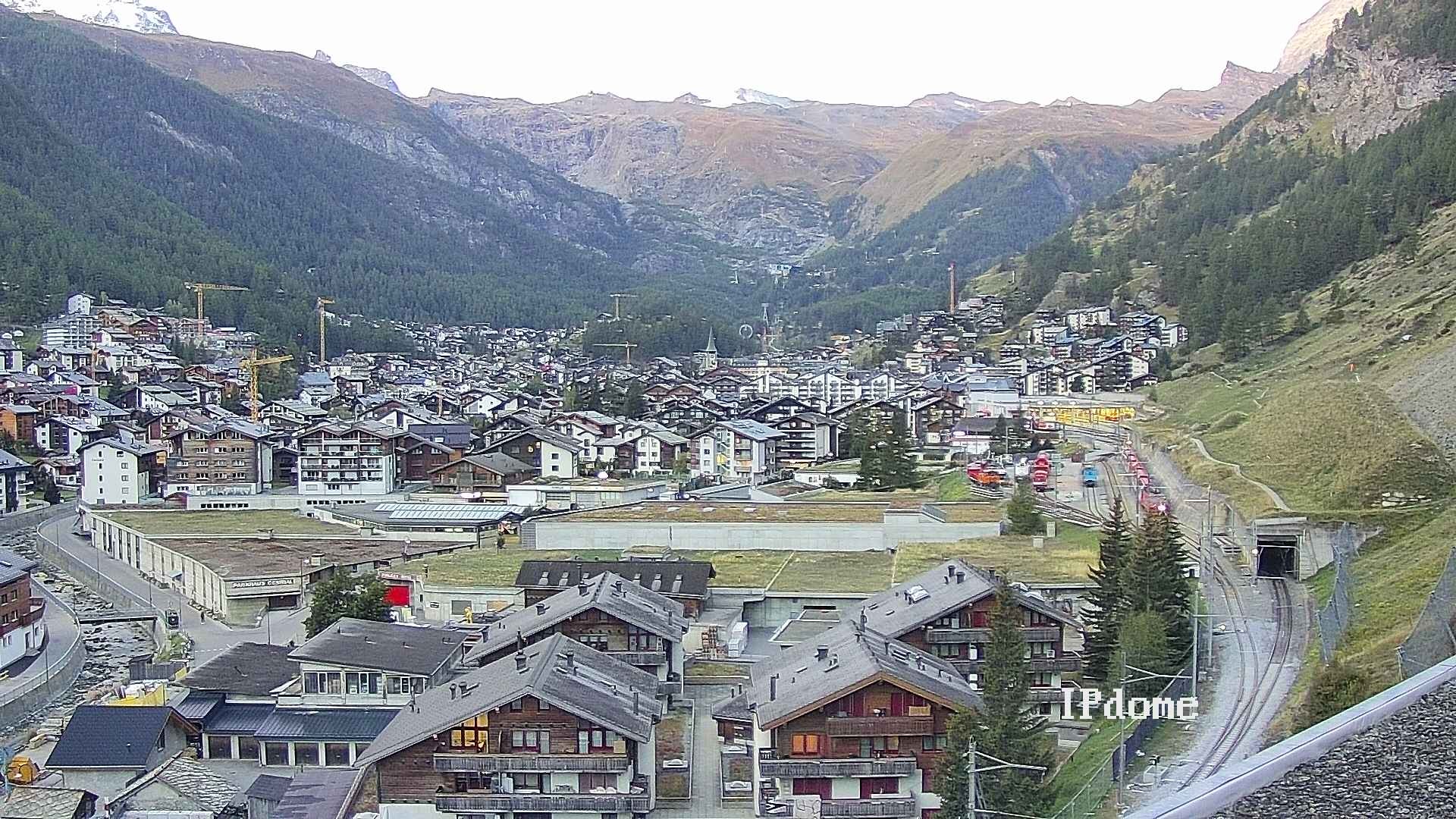 Archiv Foto Webcam Zermatt: Blick auf das Dorf