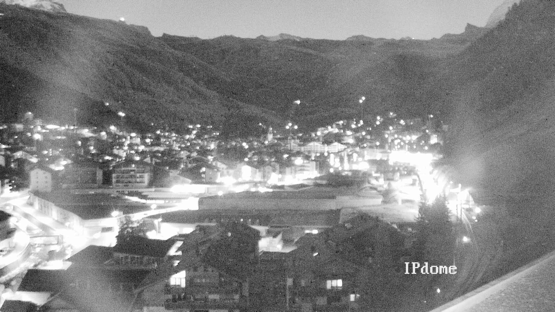 Archiv Foto Webcam Zermatt: Blick auf das Dorf
