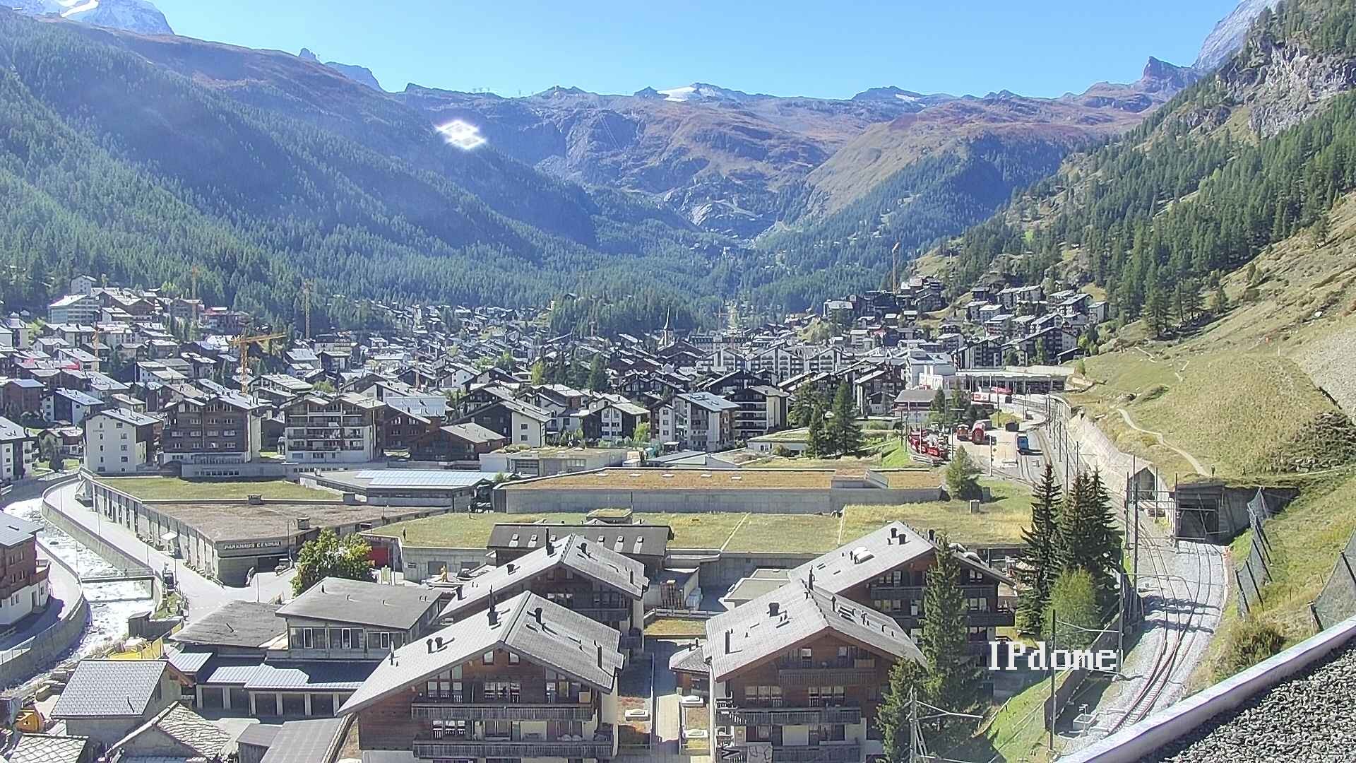 Archiv Foto Webcam Zermatt: Blick auf das Dorf