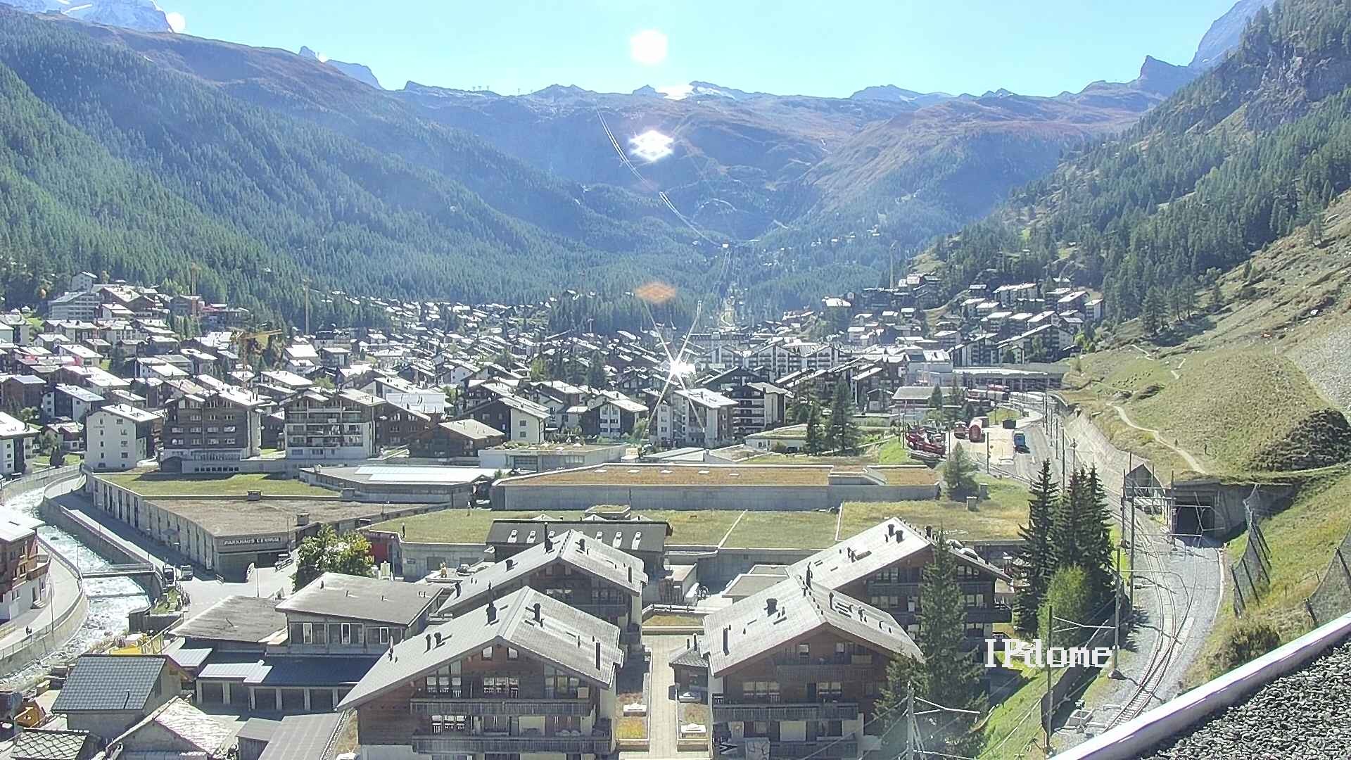 Archiv Foto Webcam Zermatt: Blick auf das Dorf