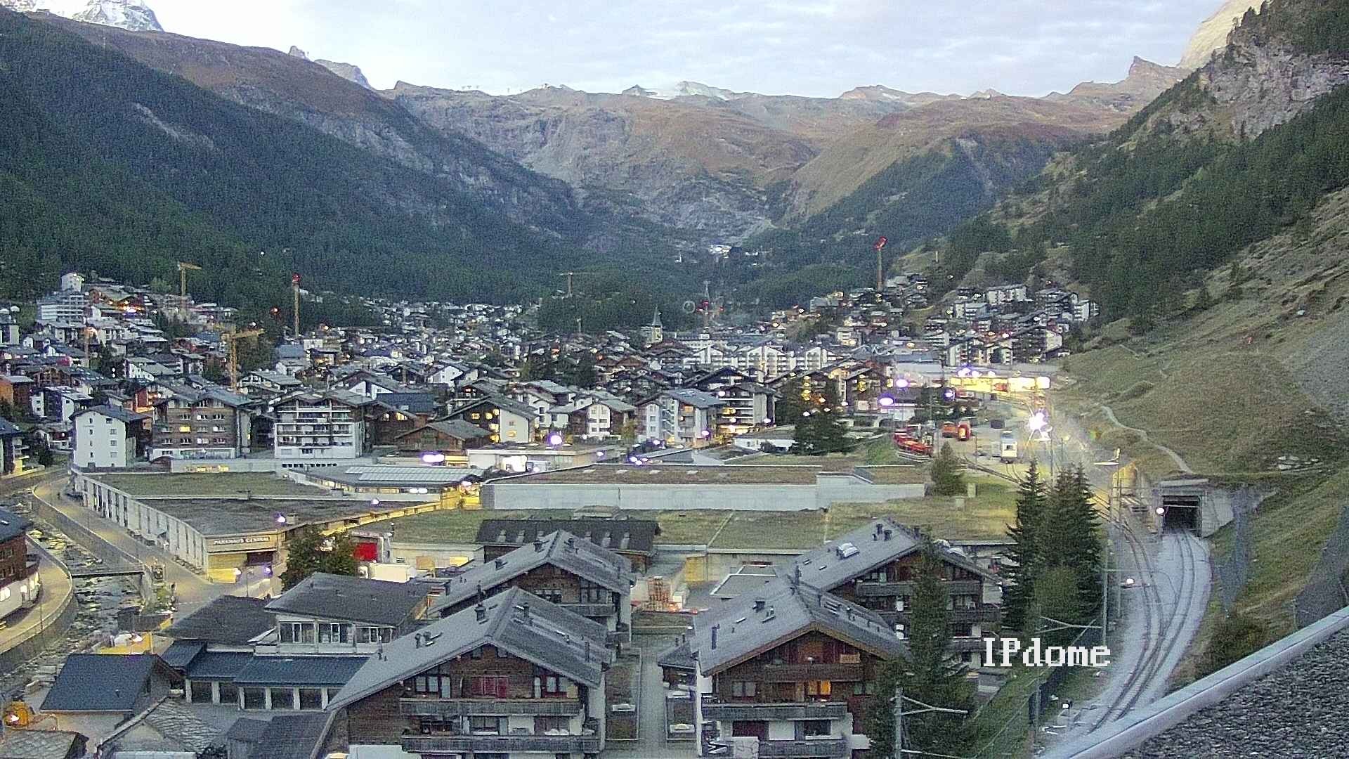 Archiv Foto Webcam Zermatt: Blick auf das Dorf