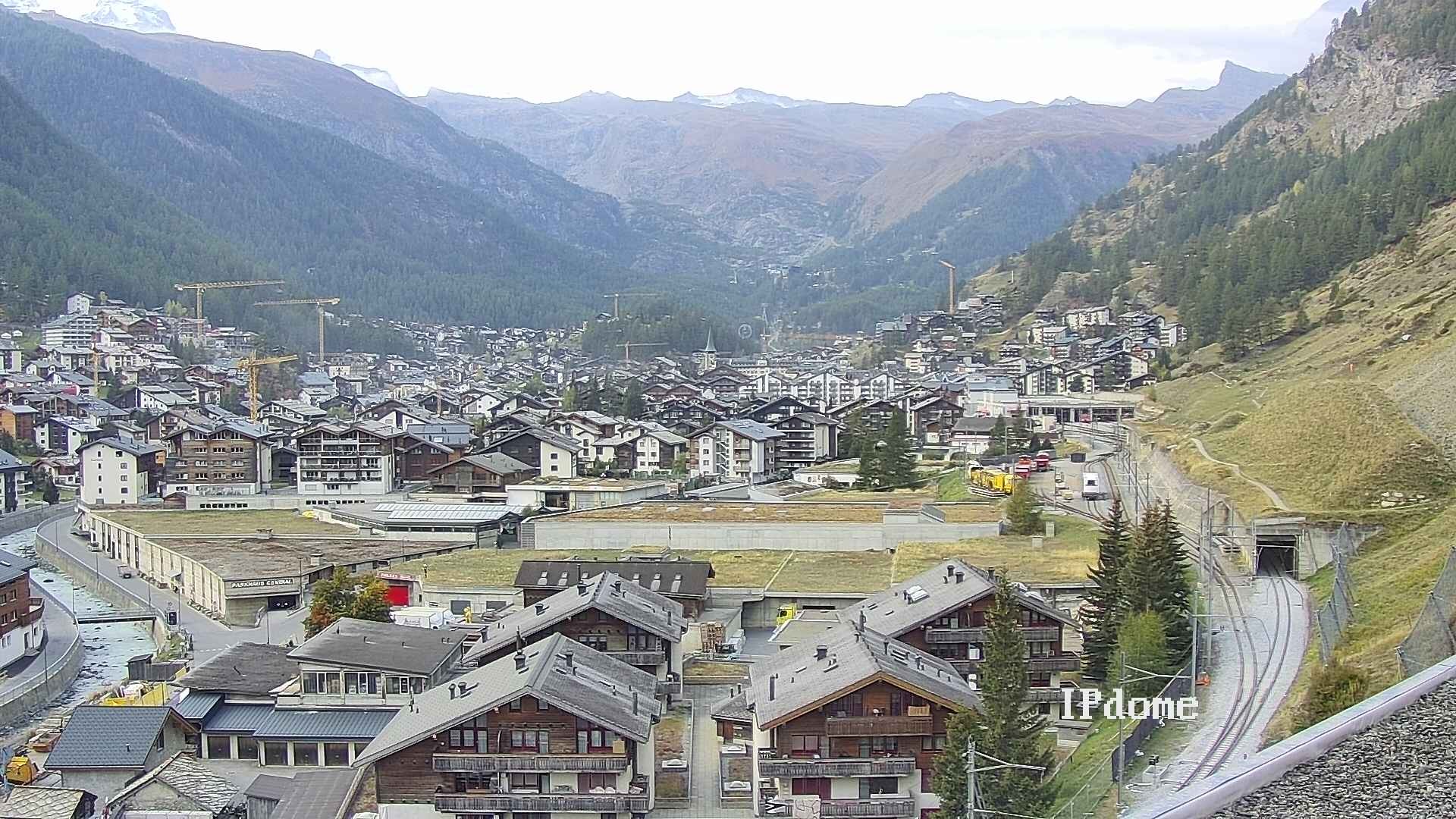 Archiv Foto Webcam Zermatt: Blick auf das Dorf