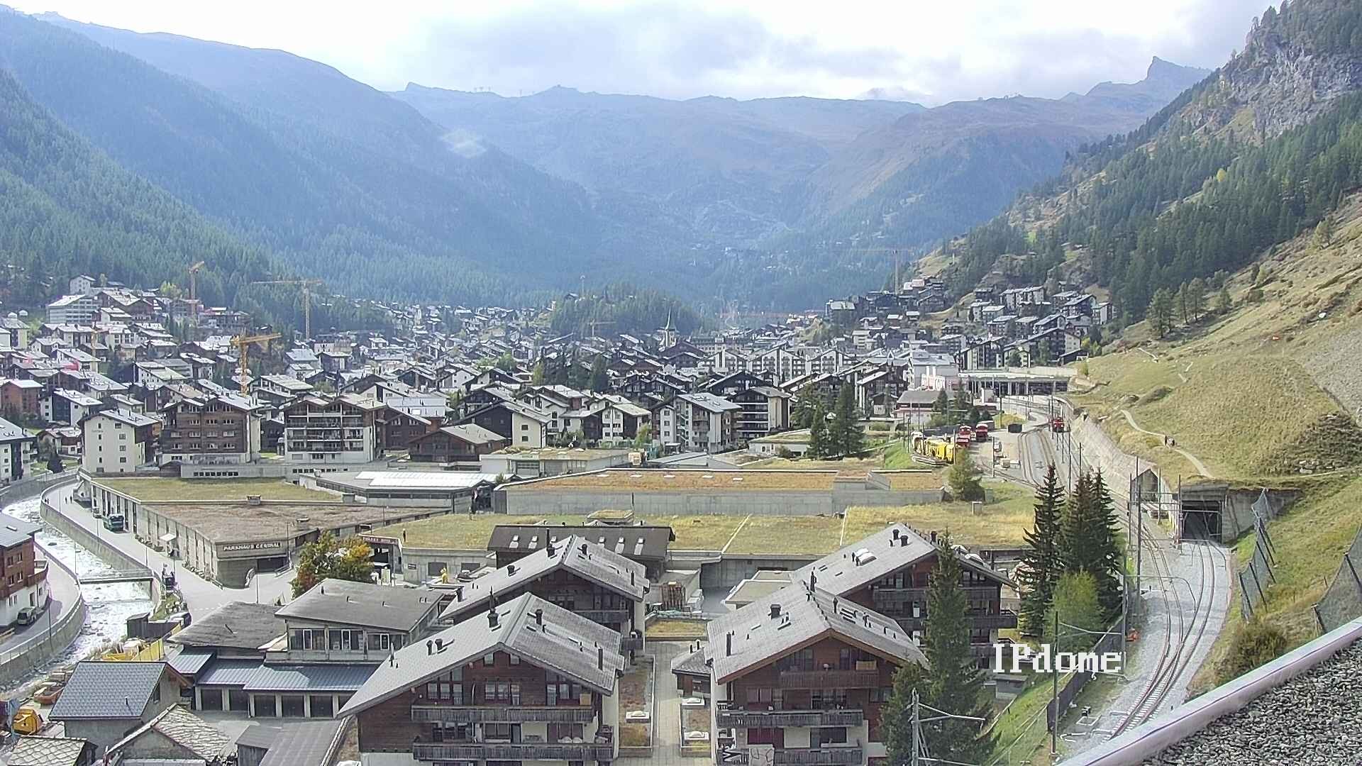 Archiv Foto Webcam Zermatt: Blick auf das Dorf