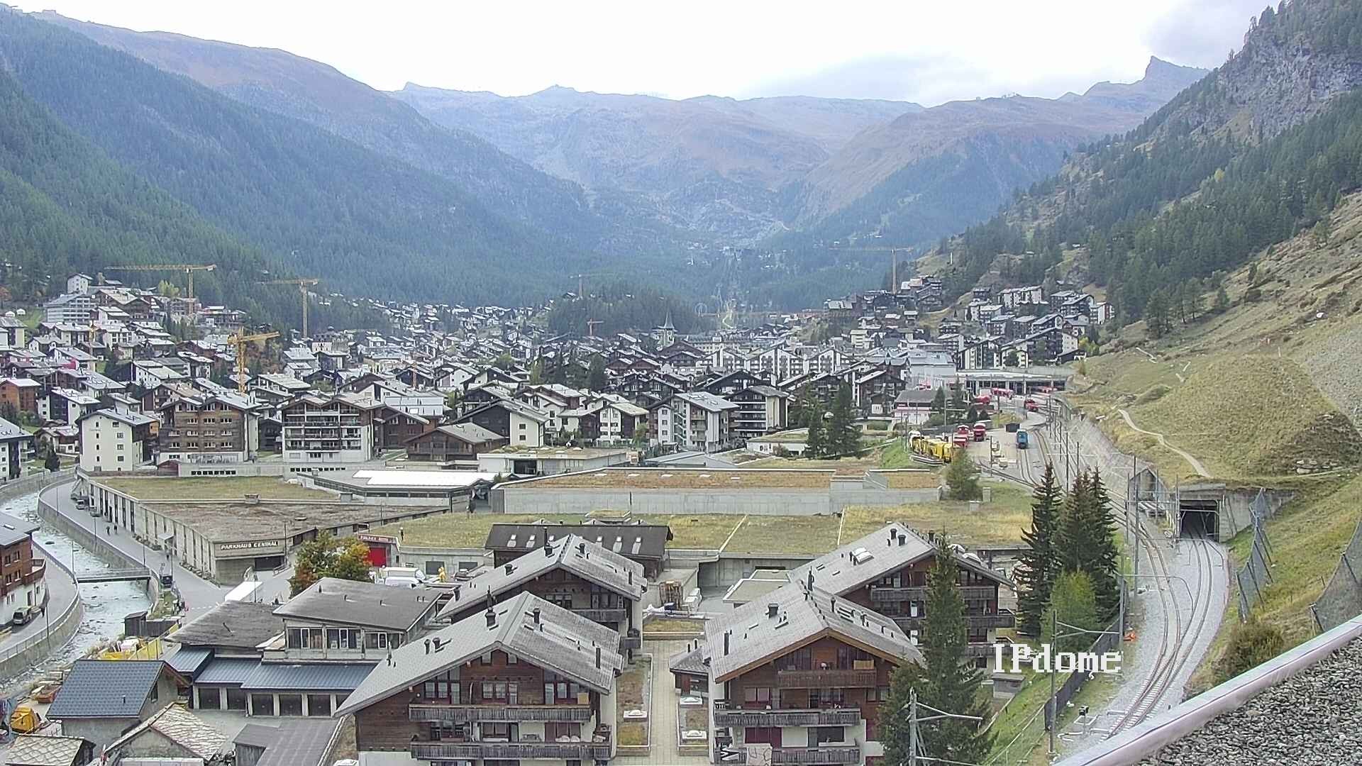 Archiv Foto Webcam Zermatt: Blick auf das Dorf