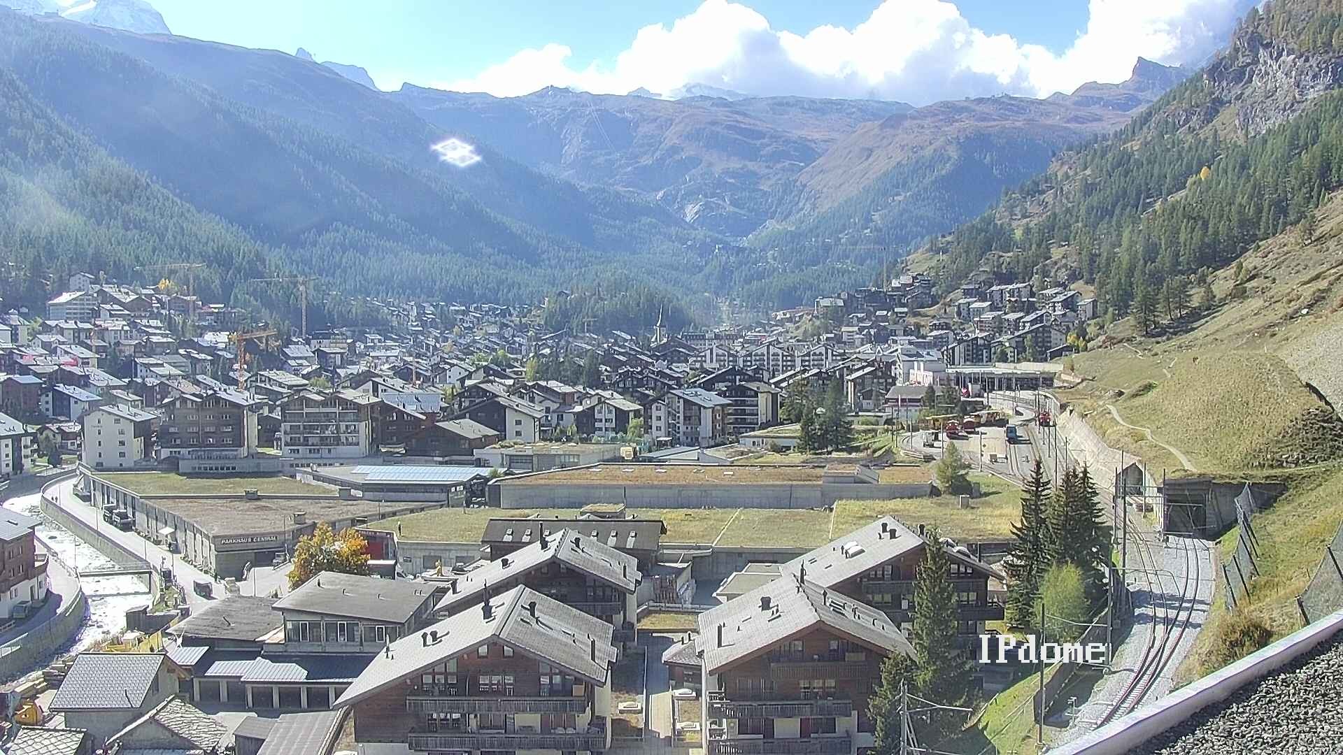 Archiv Foto Webcam Zermatt: Blick auf das Dorf