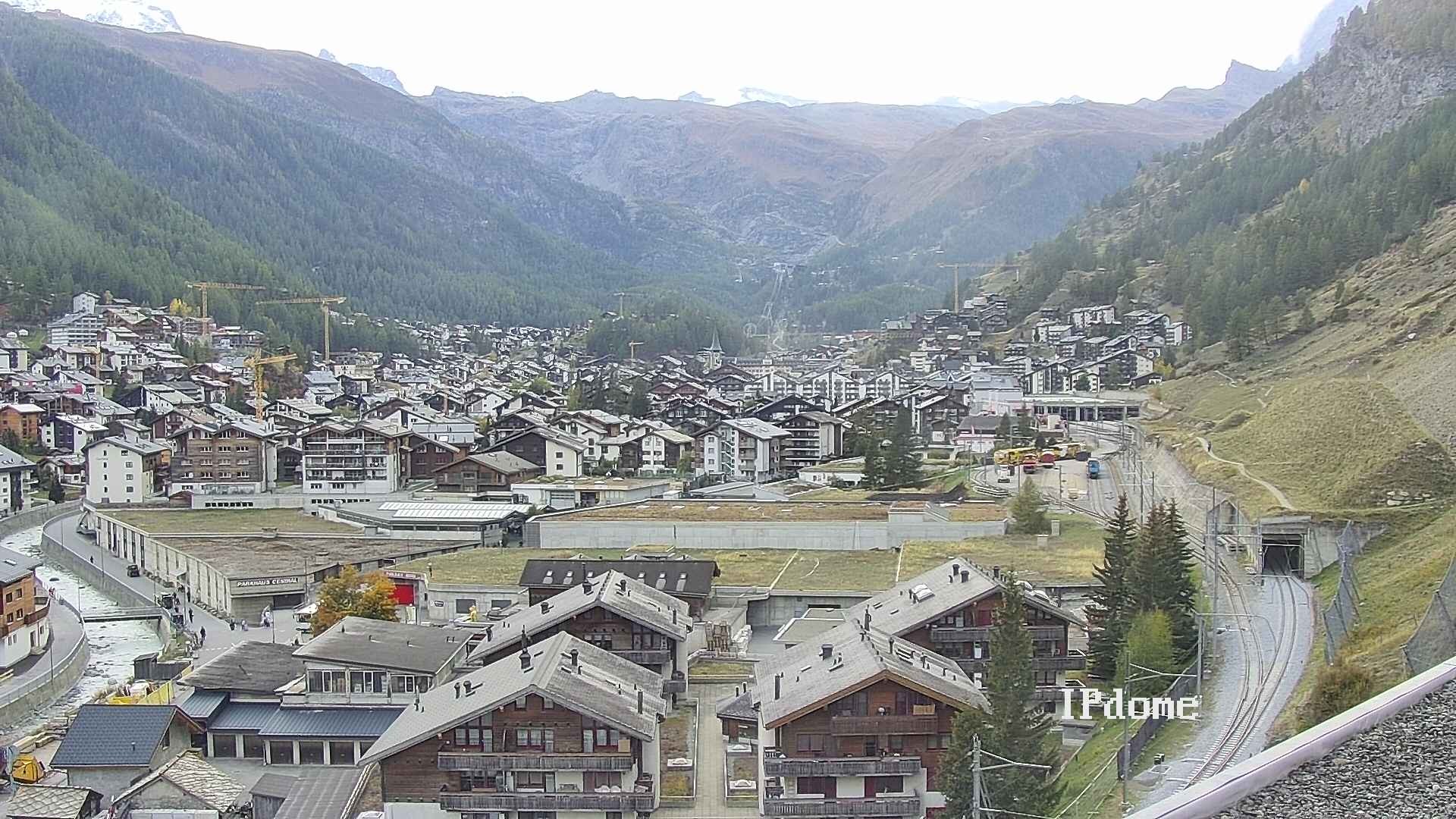 Archiv Foto Webcam Zermatt: Blick auf das Dorf