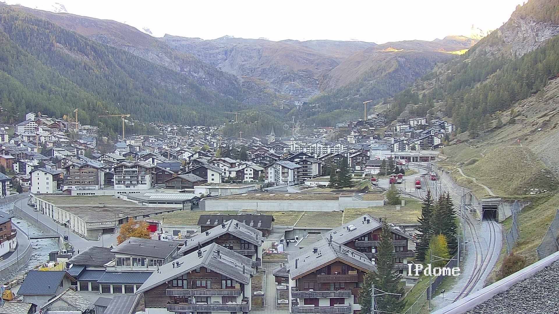 Archiv Foto Webcam Zermatt: Blick auf das Dorf