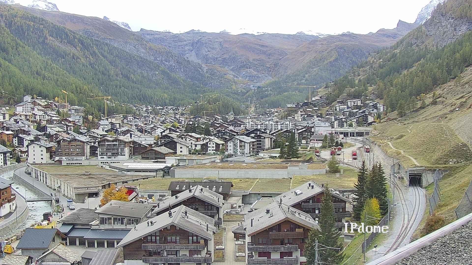 Archiv Foto Webcam Zermatt: Blick auf das Dorf