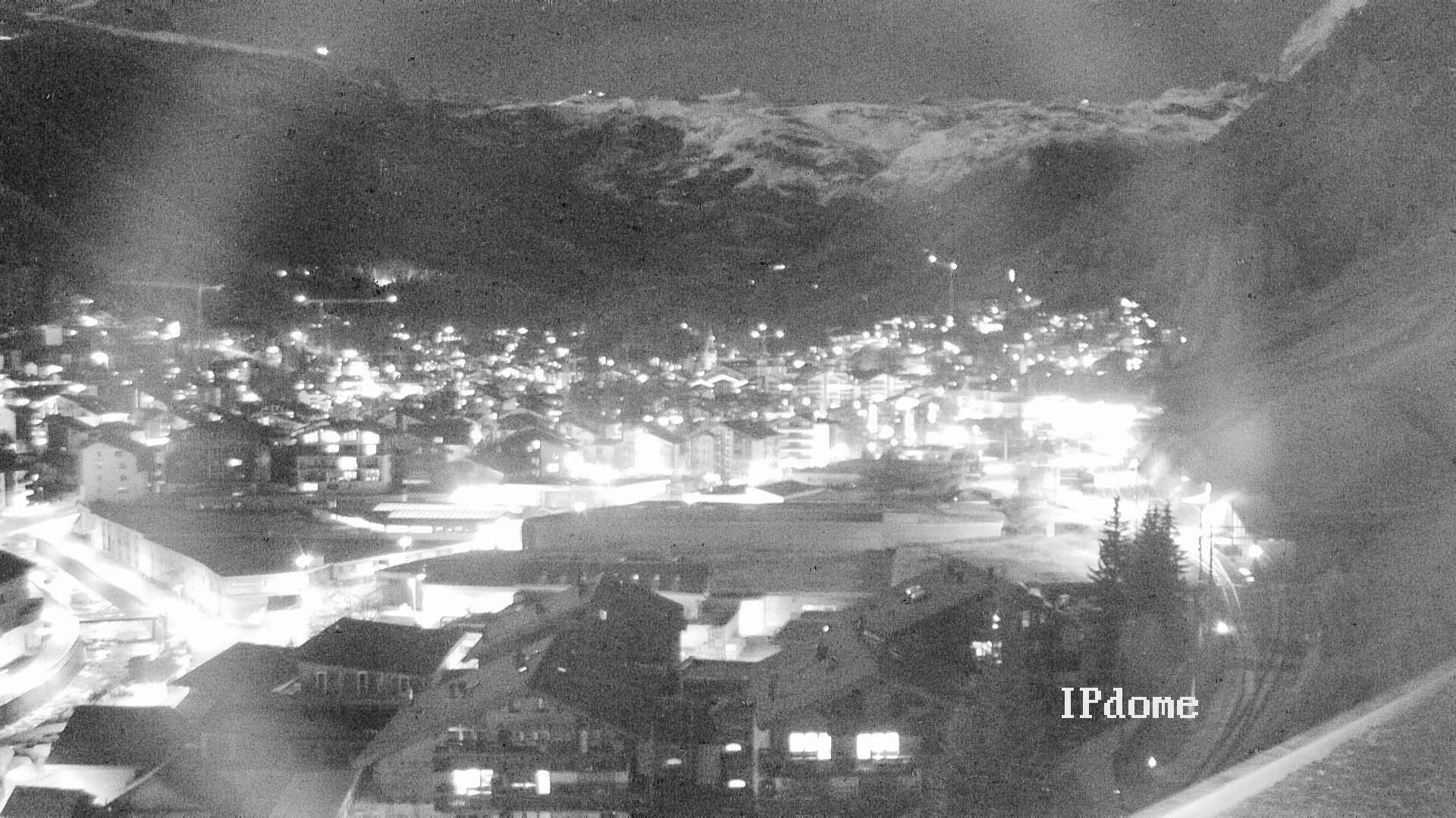 Archiv Foto Webcam Zermatt: Blick auf das Dorf