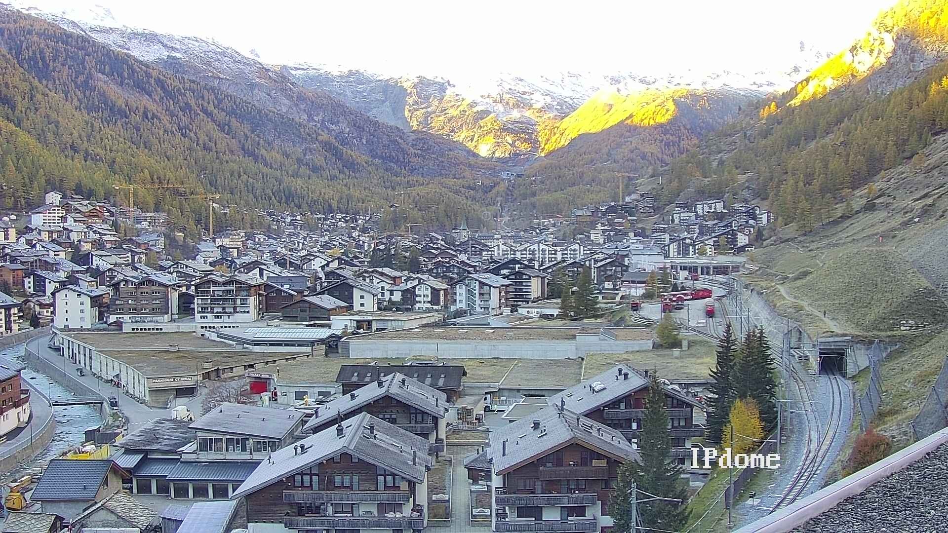 Archiv Foto Webcam Zermatt: Blick auf das Dorf