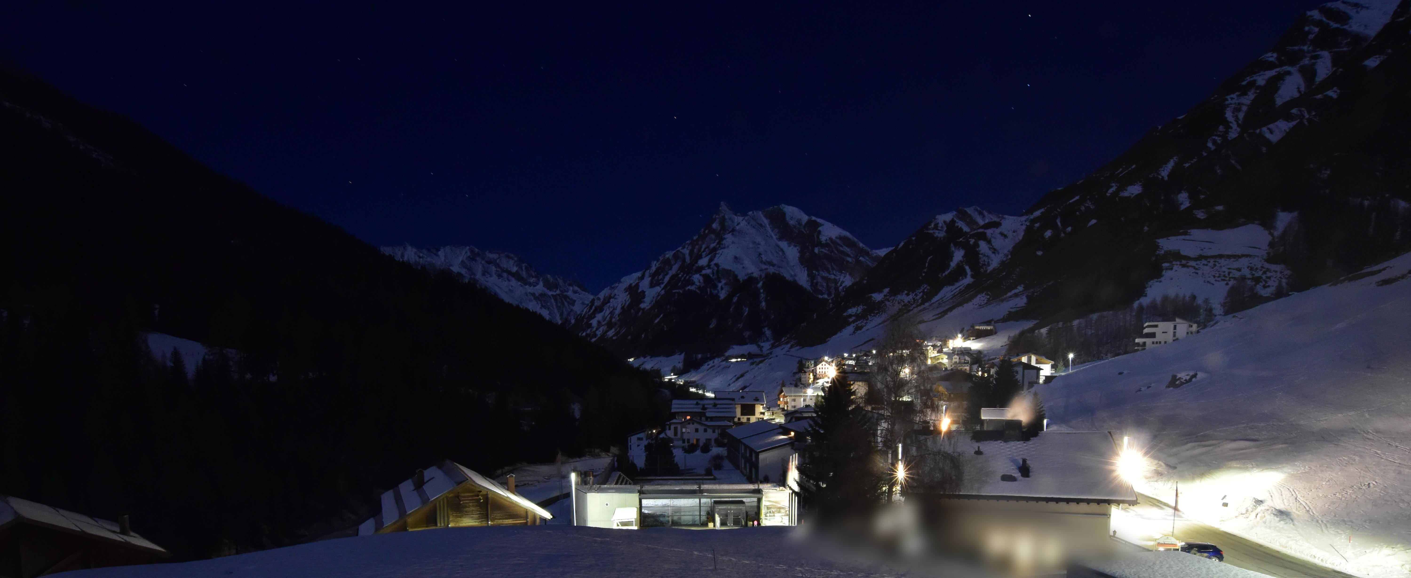 Archiv Foto Webcam Compatsch, 1.700m