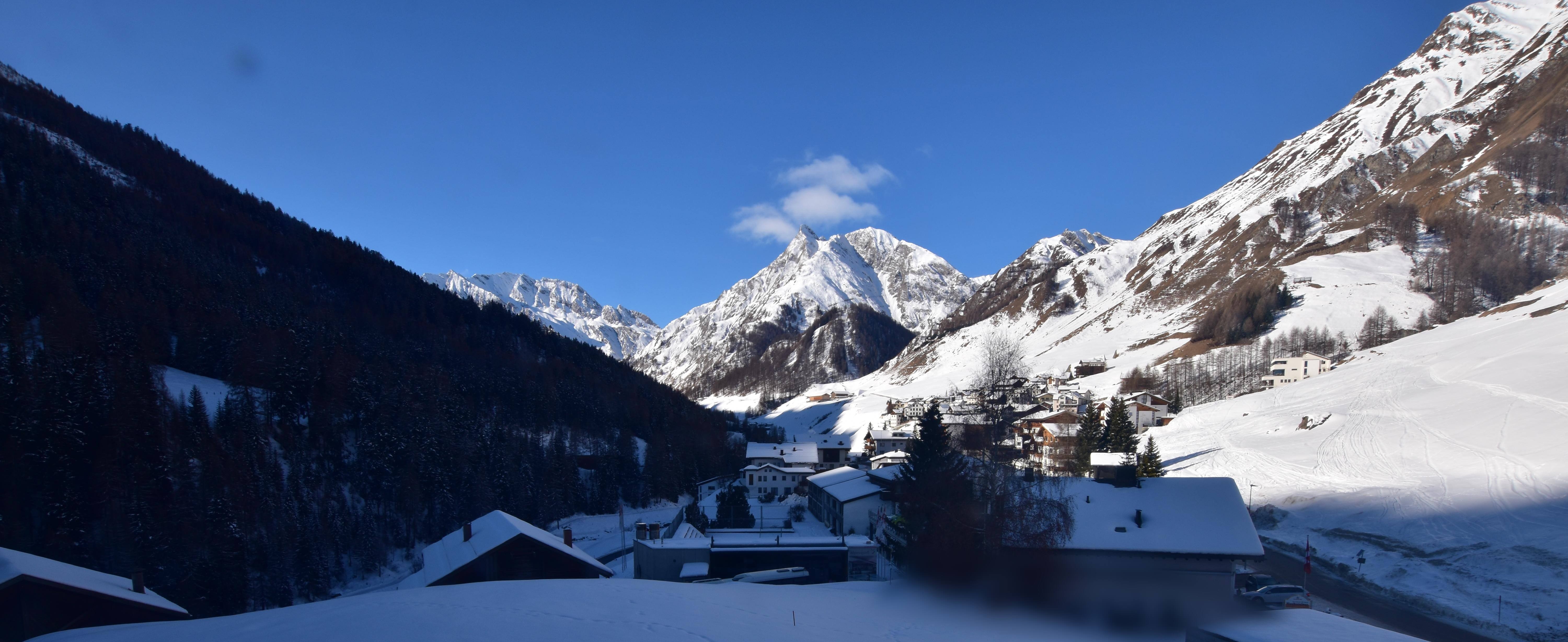 Archiv Foto Webcam Compatsch, 1.700m