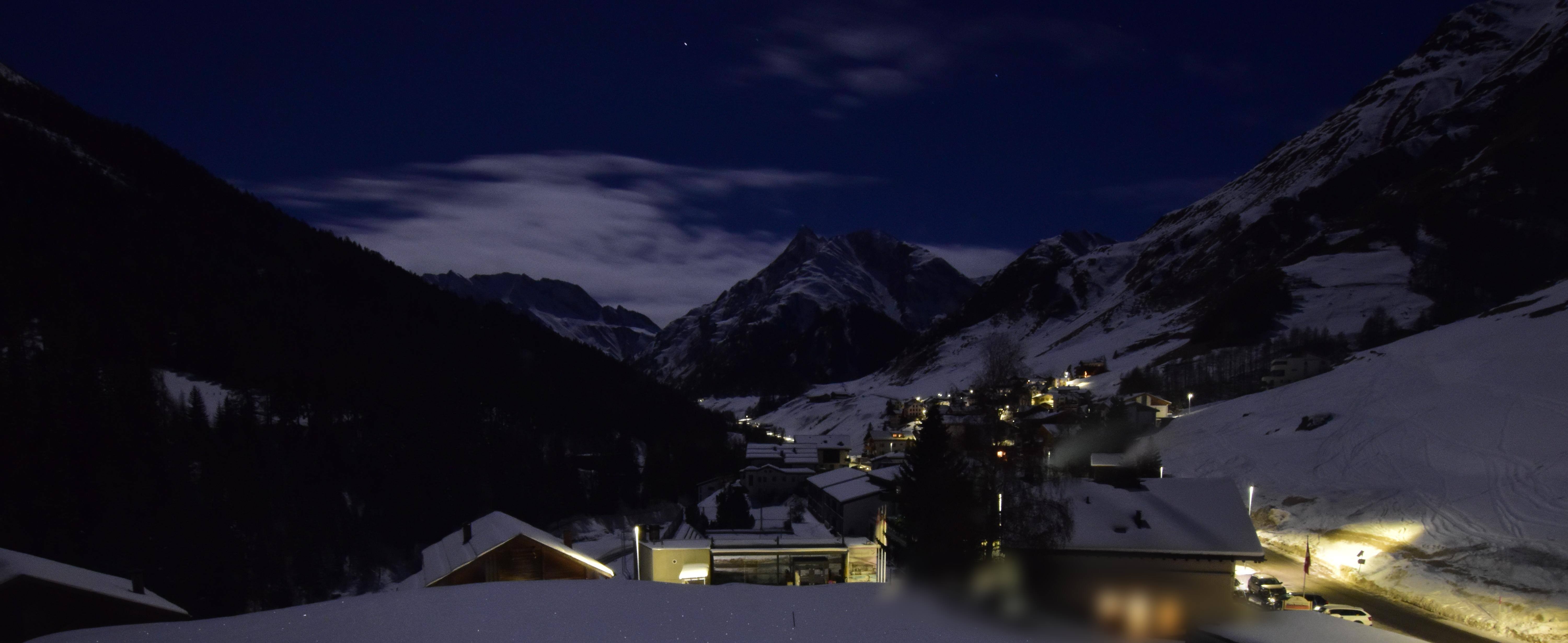 Archiv Foto Webcam Compatsch, 1.700m