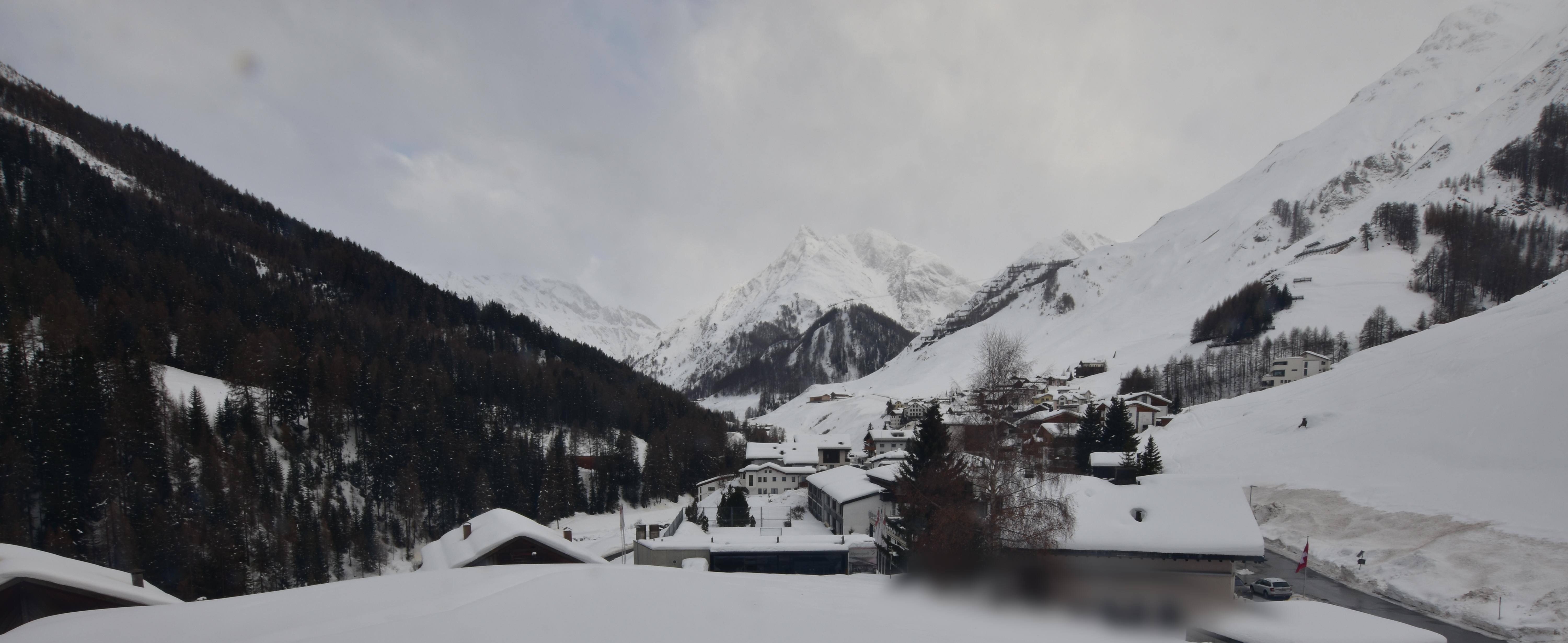 Archiv Foto Webcam Compatsch, 1.700m