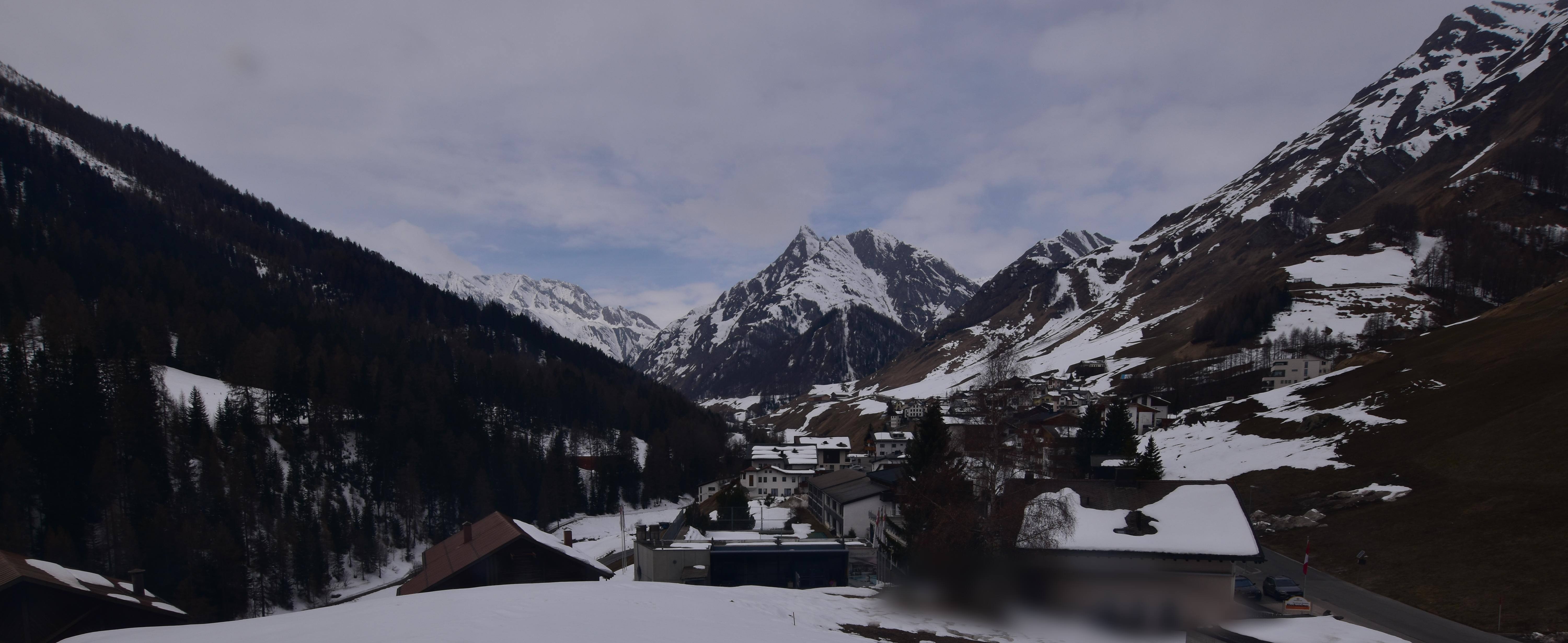 Archiv Foto Webcam Compatsch, 1.700m
