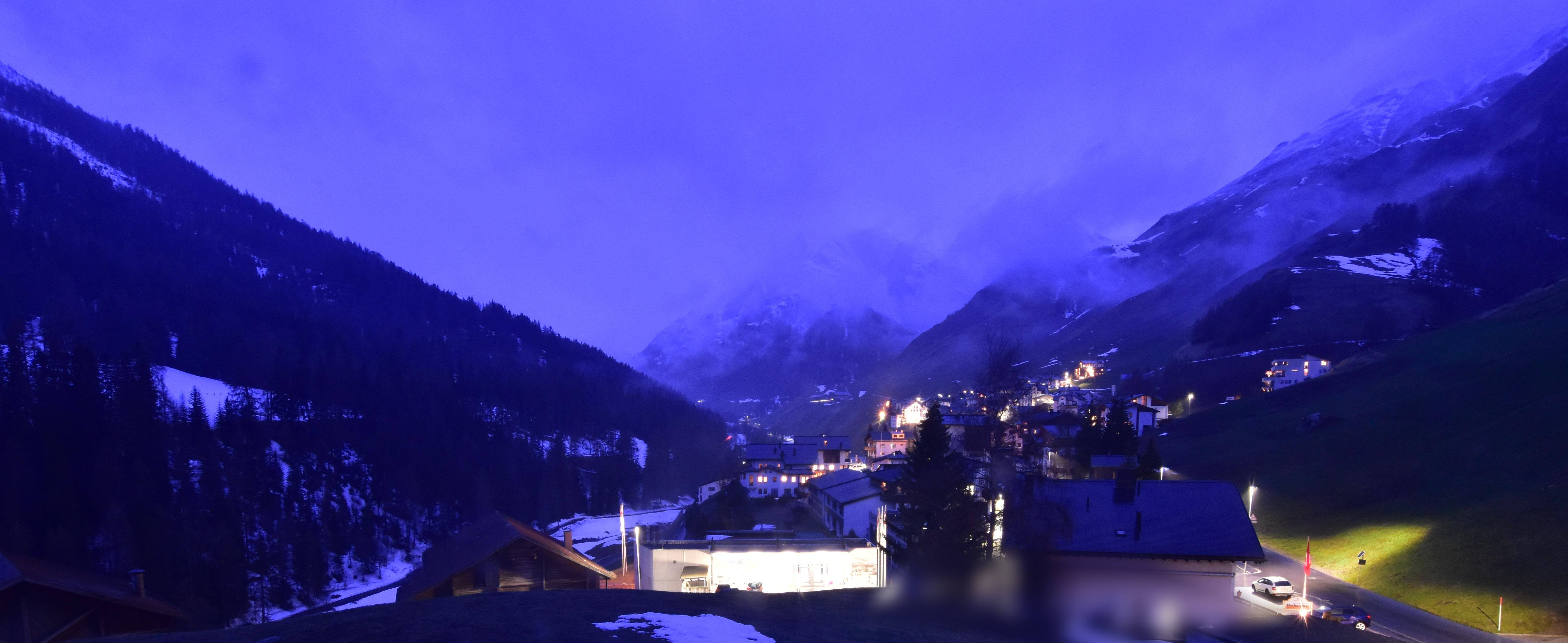 Archiv Foto Webcam Compatsch, 1.700m