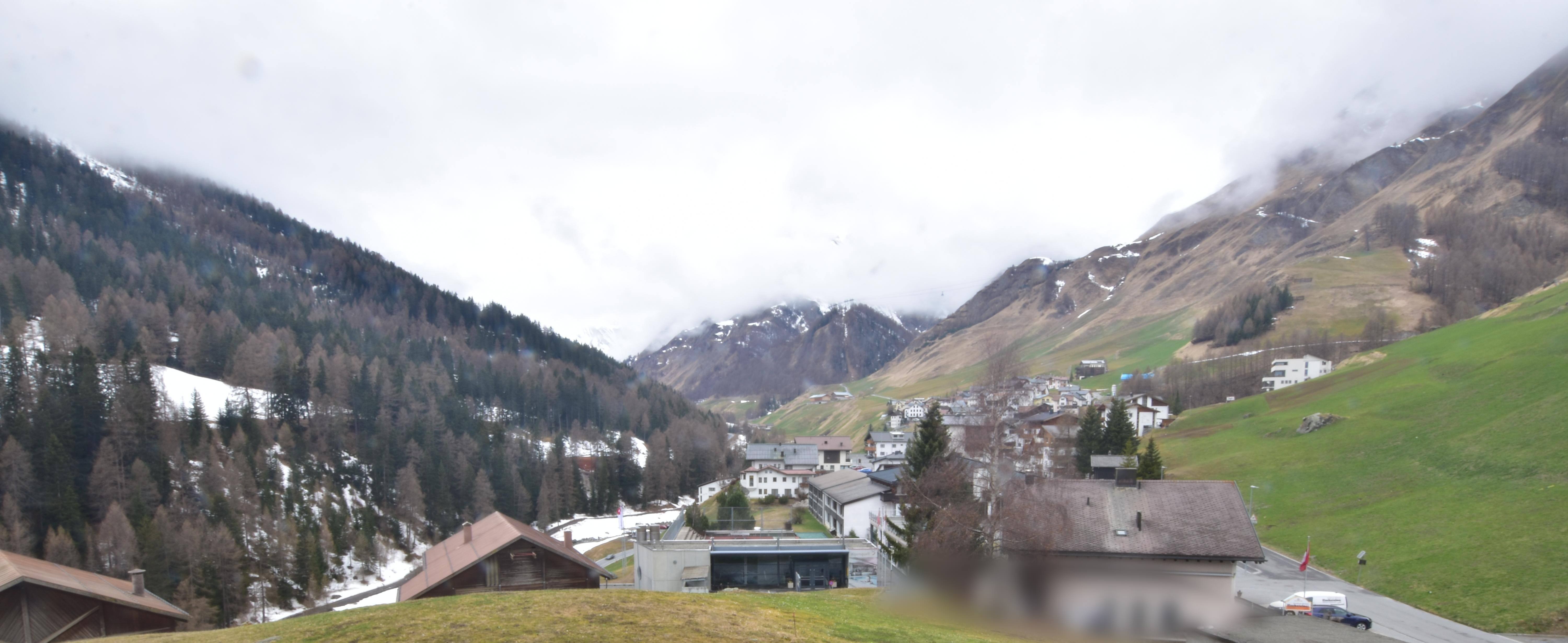 Archiv Foto Webcam Compatsch, 1.700m