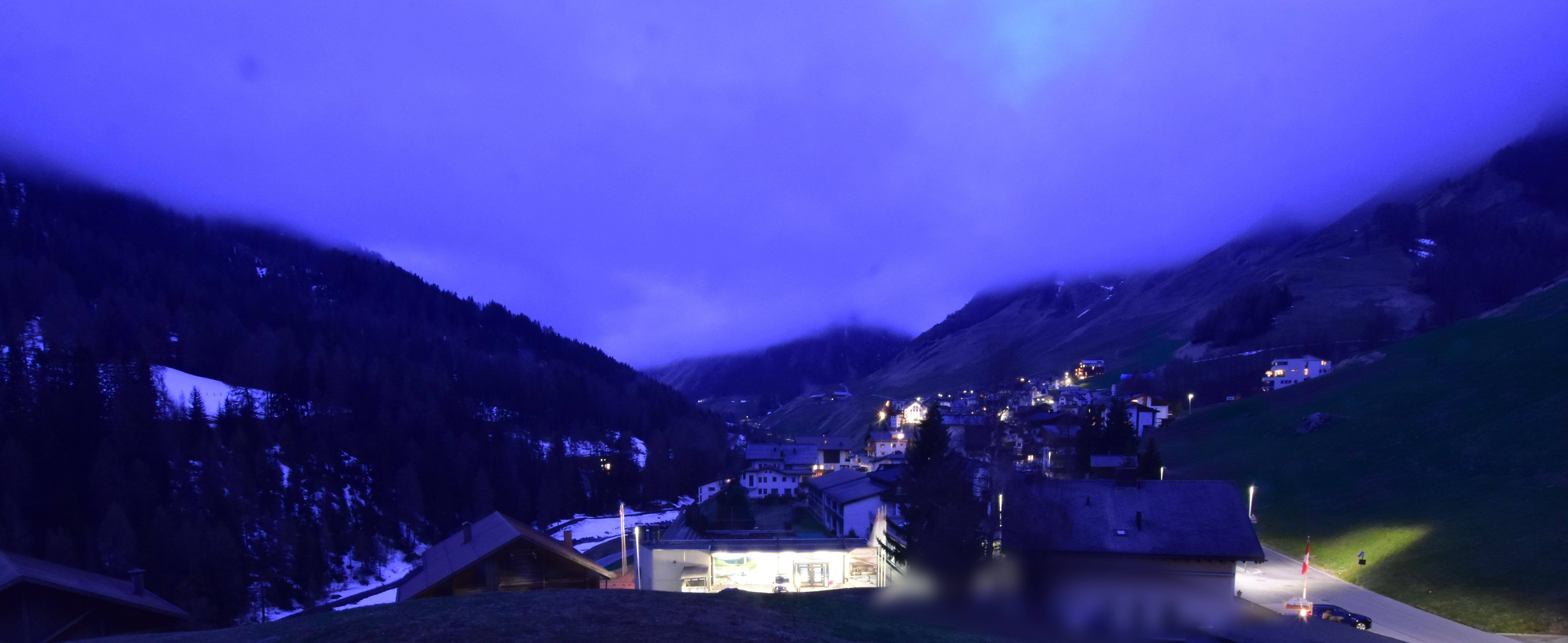 Archiv Foto Webcam Compatsch, 1.700m
