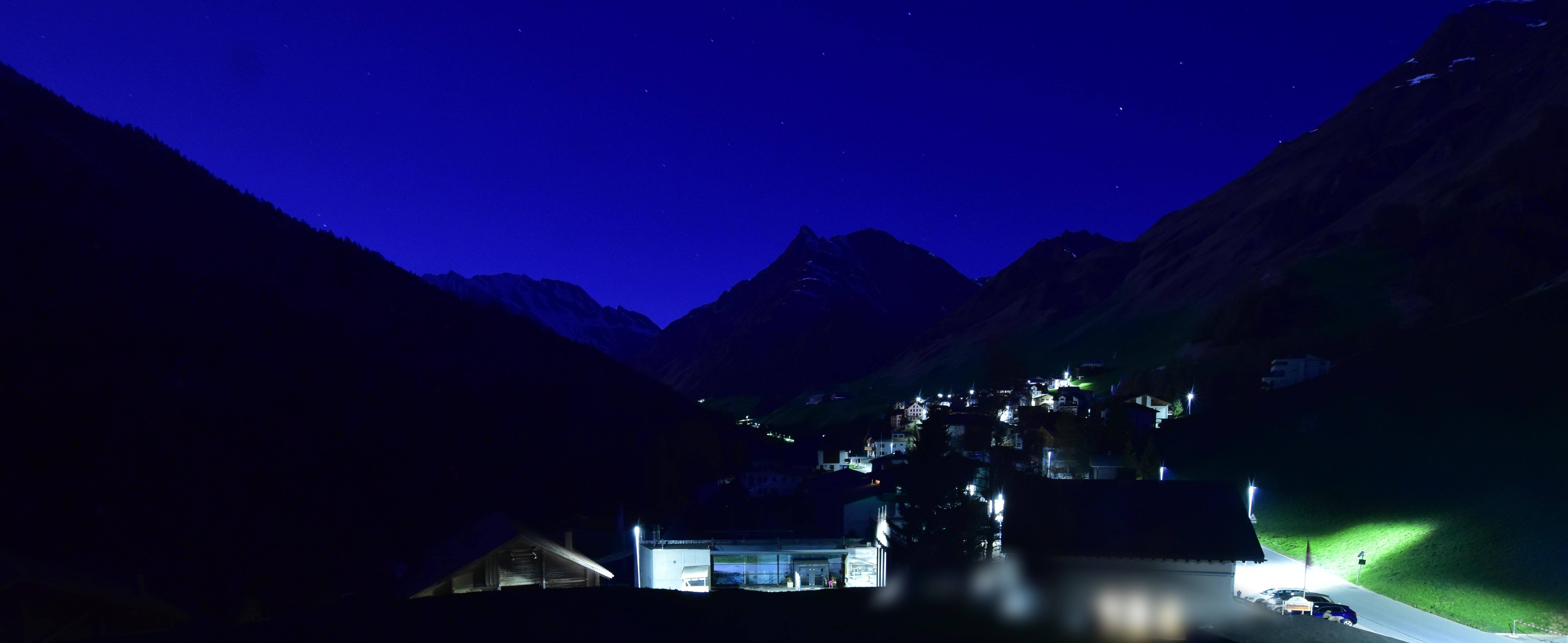 Archiv Foto Webcam Compatsch, 1.700m